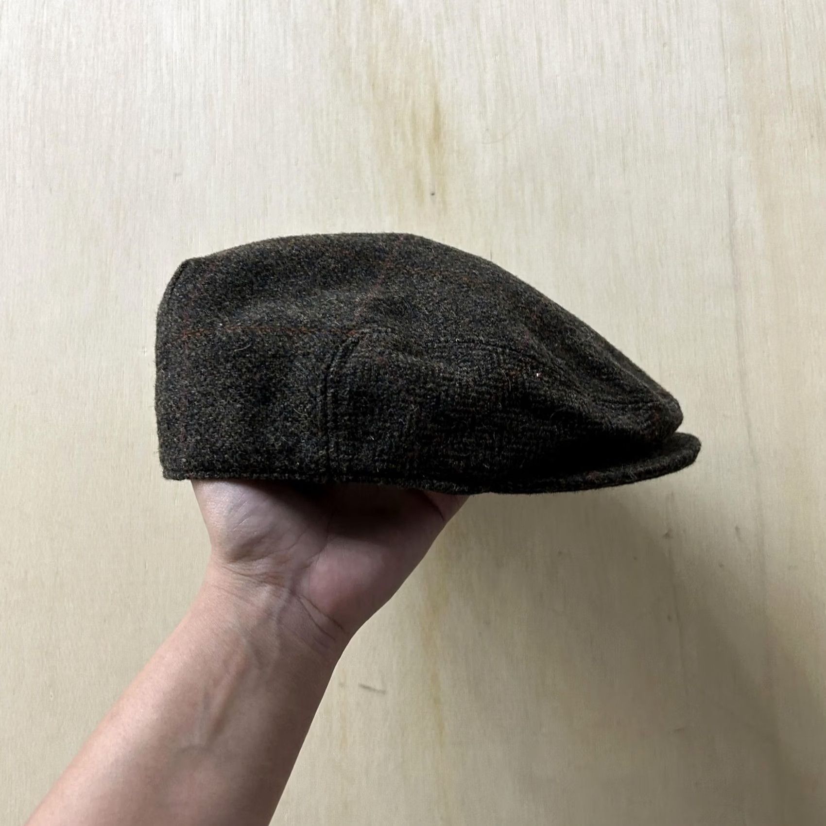 Jos. A. Bank VINTAGE Jos. A. Bank Hat Cap Fitted Mens Medium Brown Herringbone Tweed Wool Flat Lined Size ONE SIZE - 2 Thumbnail