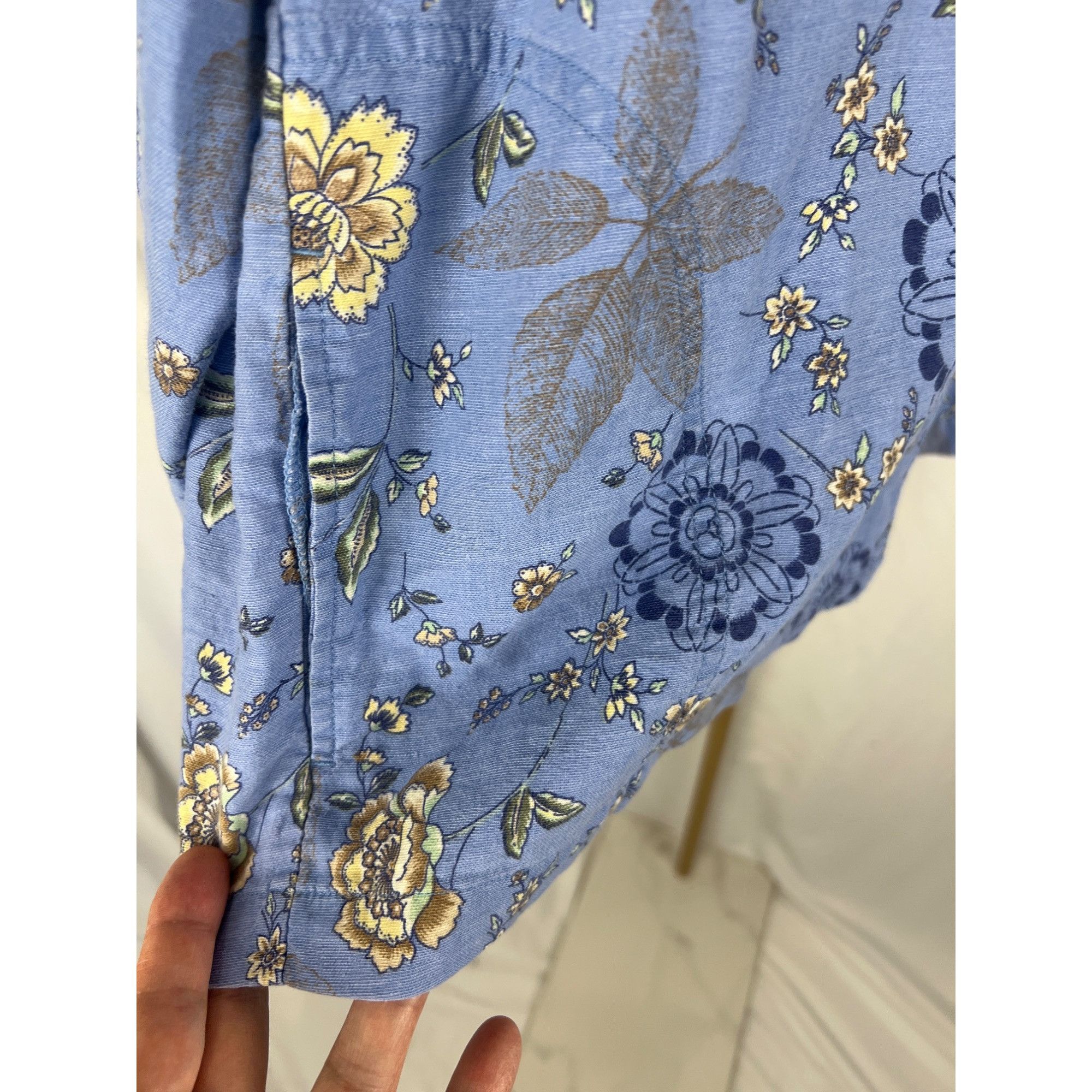 Other Appleseeds Blue Floral Button-Up Shirt Size 16 70% Lyocell 2 Size XXL / US 16-18 / IT 52-54 - 3 Thumbnail