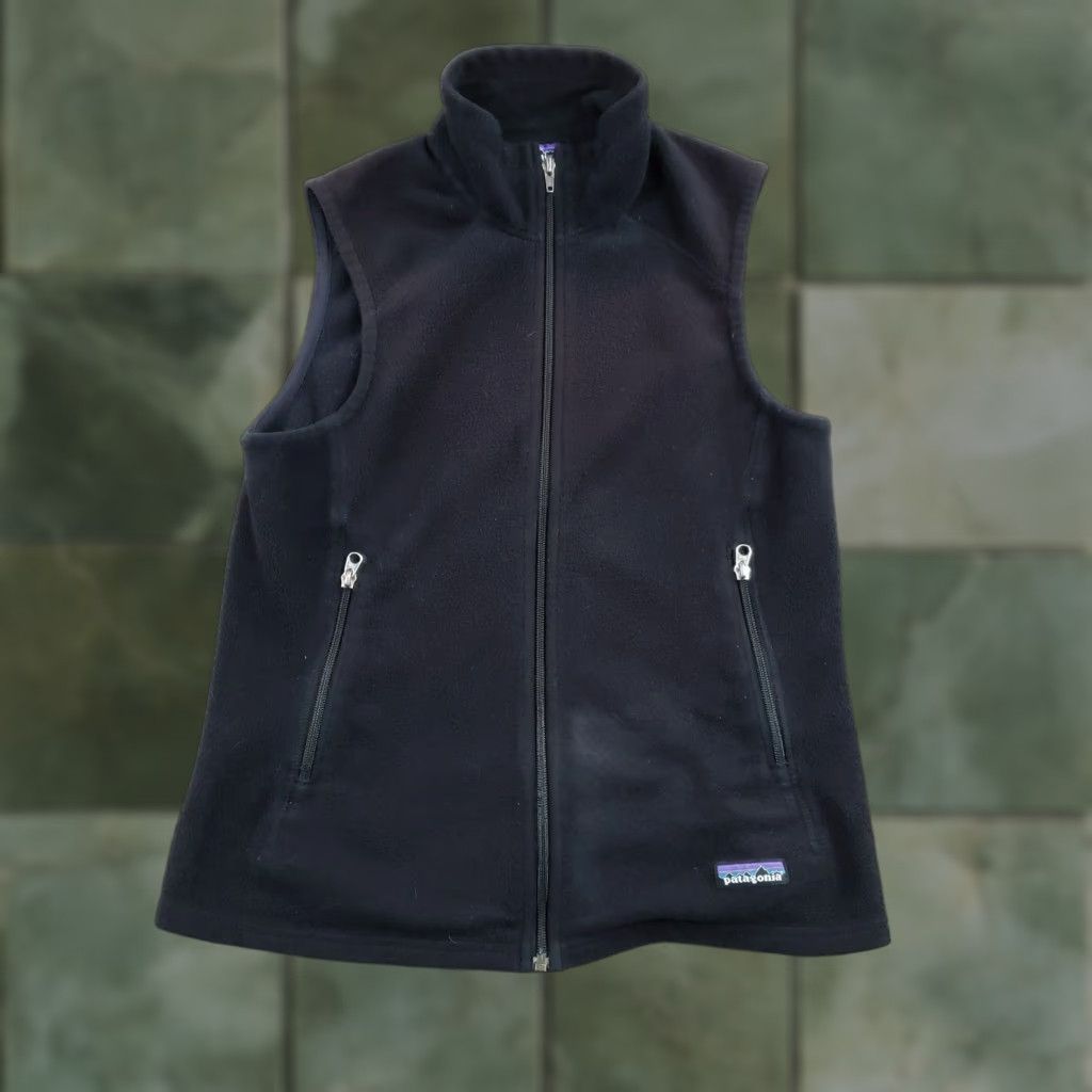 Patagonia VINTAGE Patagonia Synchilla Vest Womens M Black Fleece Full Zip Pockets ZZ Size M / US 6-8 / IT 42-44 - 1 Thumbnail