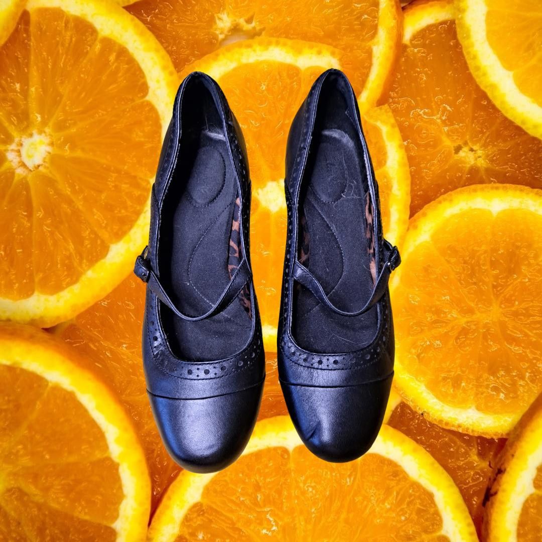 Clarks Clark Black High Heel Shoes with Strap Size 8.5M Size US 8.5 / IT 38.5 - 2 Thumbnail