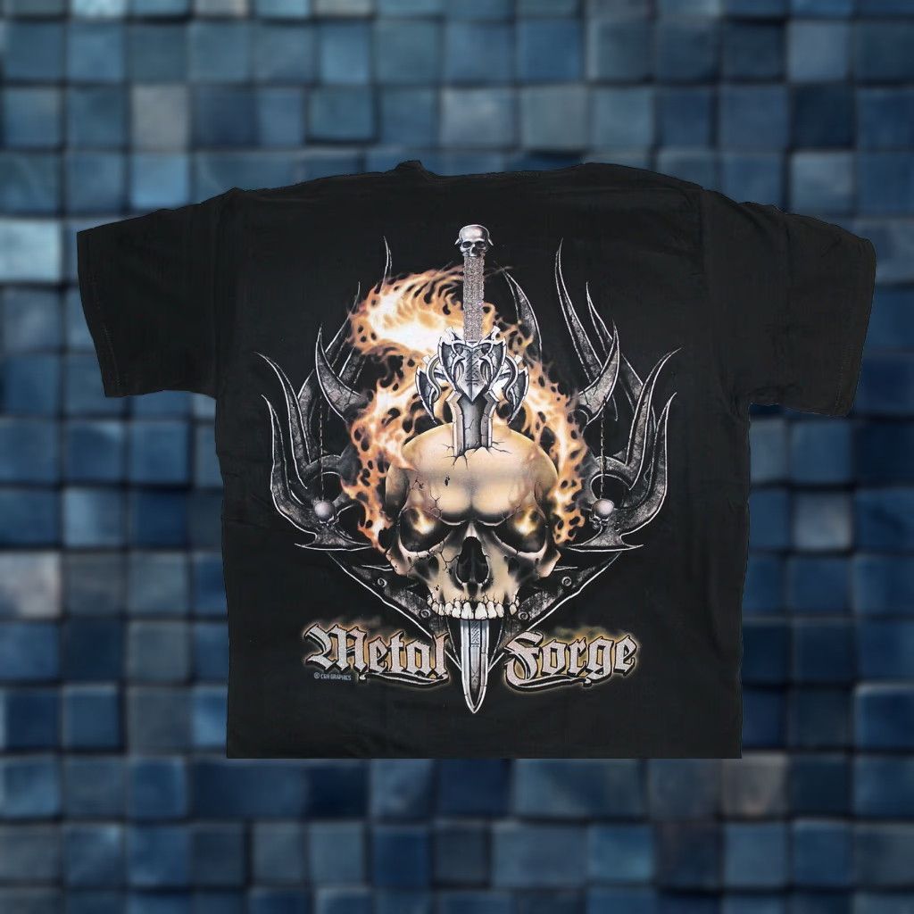 Vintage VINTAGE Graphic T-Shirt Men 100% Cotton Short Sleeve Black Skull Sword Flames Metal Forge 80s Motorbike Size US L / EU 52-54 / 3 - 1 Thumbnail
