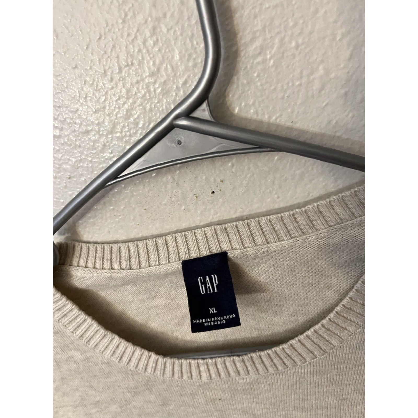 Gap Gap Sweater Men’s XL Solid Ivory Crew Neck Long Sleeve Knit Cotton Pullover Regular Fit Vintage No Size US XL / EU 56 / 4 - 2 Thumbnail