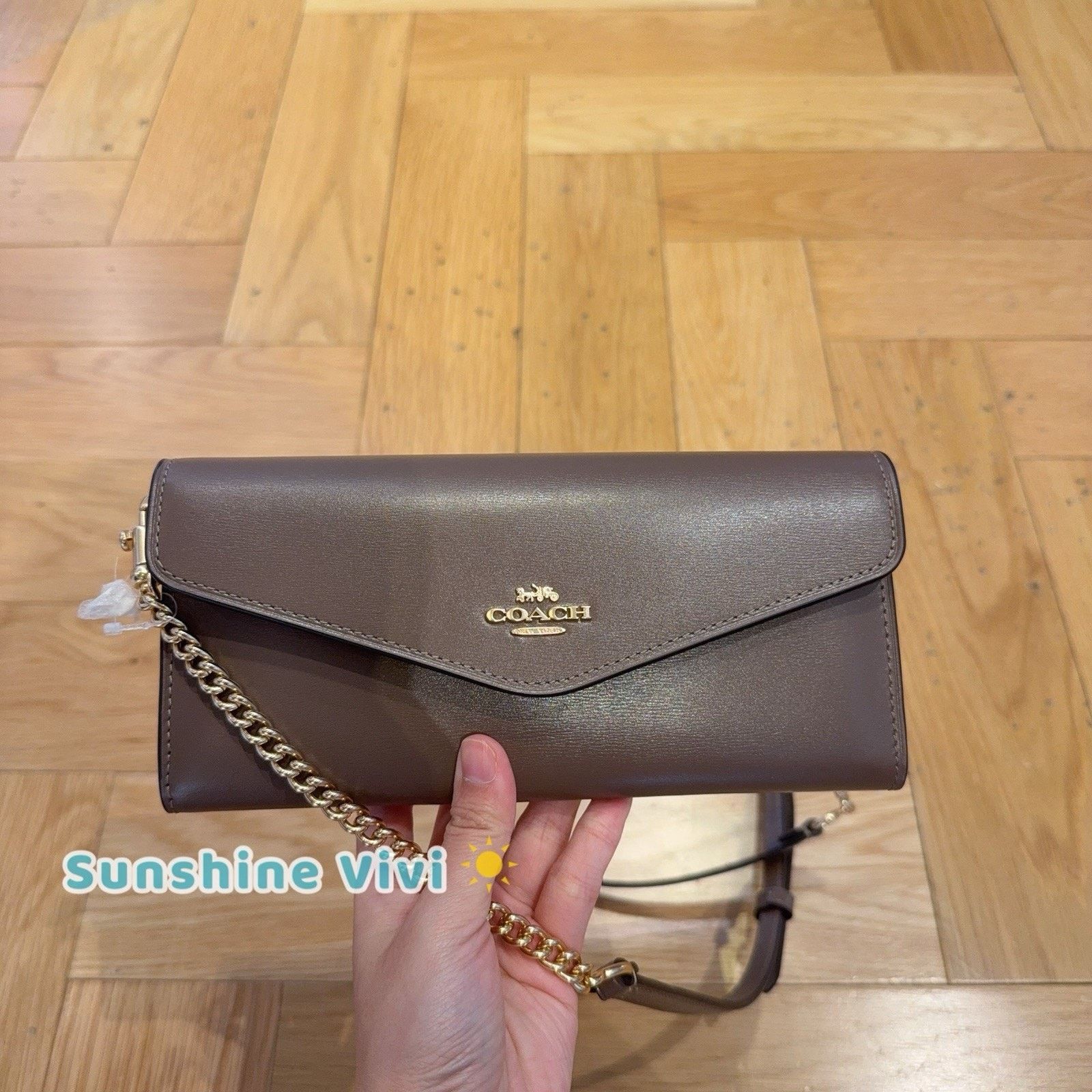 Coach NWT Coach Klare Wallet Chain CBI22 leather Gold/Dark Stone Size ONE SIZE - 1 Thumbnail