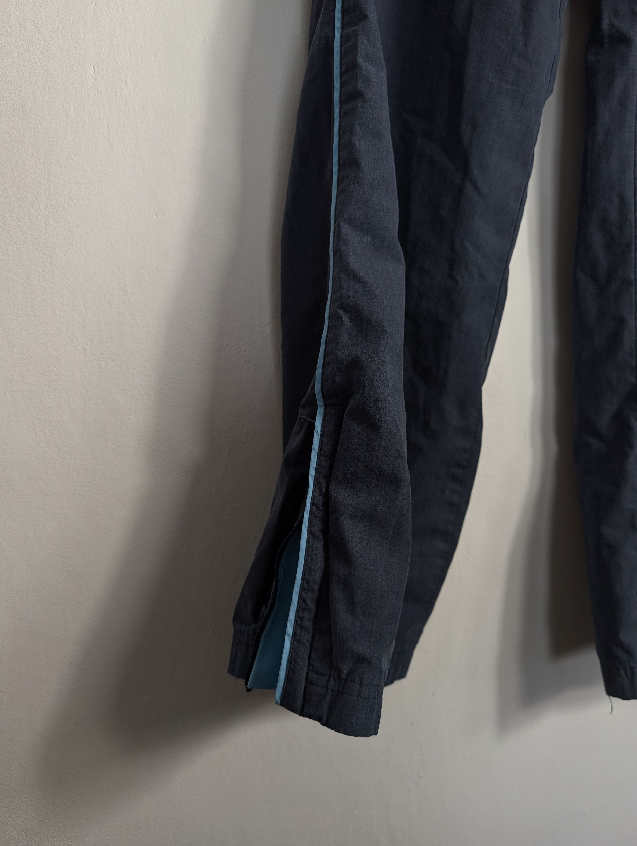 Nike × Vintage Vintage Nike Y2K Track Pants Streetwear Wide Baggy Size 26" / US 2 / IT 38 - 4 Thumbnail