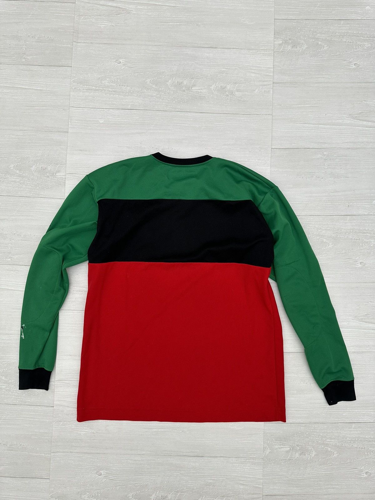 Golf Wang × Tyler The Creator RARE Golf Wang Camp Flag Gnaw Green Red Oval Long Sleeve Size US L / EU 52-54 / 3 - 6 Thumbnail