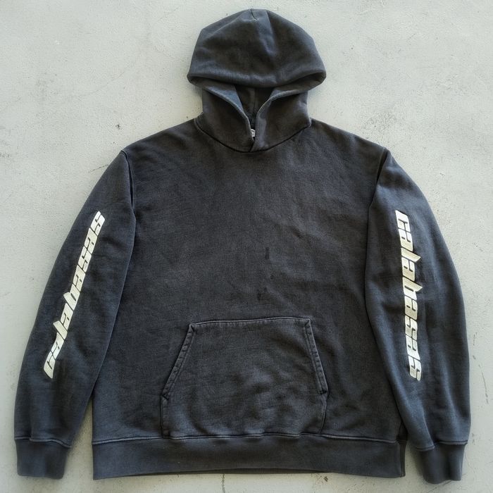 Calabasas hoodie hot sale season 5