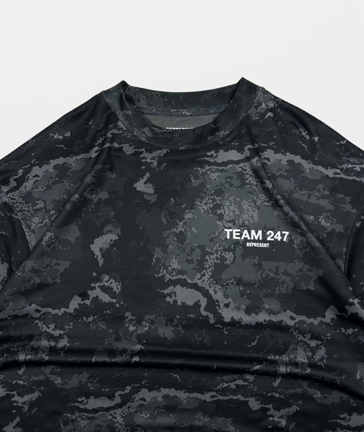 Represent Clo. Represent Team Camo T-Shirt Y2k Size US S / EU 44-46 / 1 - 7 Thumbnail