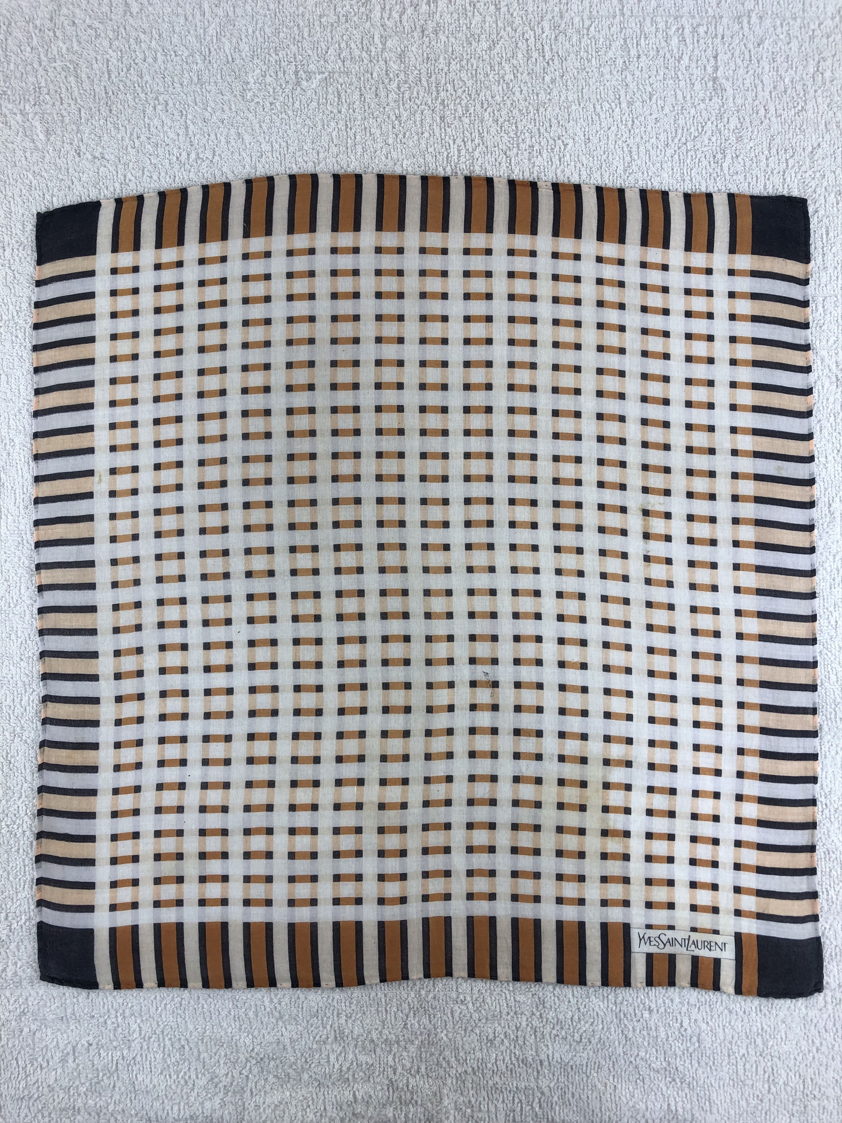 Yves Saint Laurent Yves aint Laurent Handkerchief / Bandana / Neckerchief C318 Size ONE SIZE - 3 Thumbnail