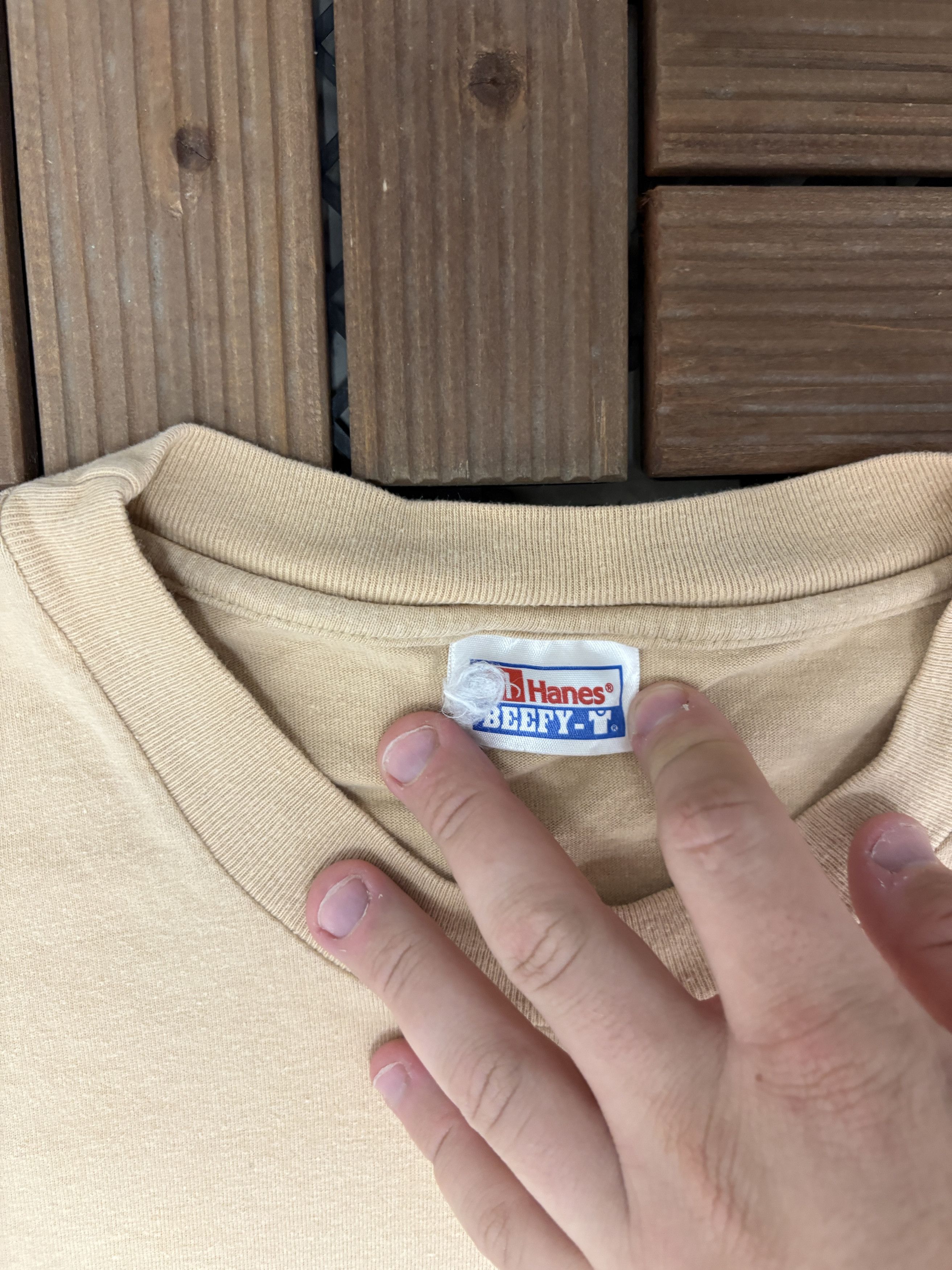 Vintage Gonzalez y Martinez Cigars Vintage Beige T-Shirt Tee Size US L / EU 52-54 / 3 - 5 Thumbnail