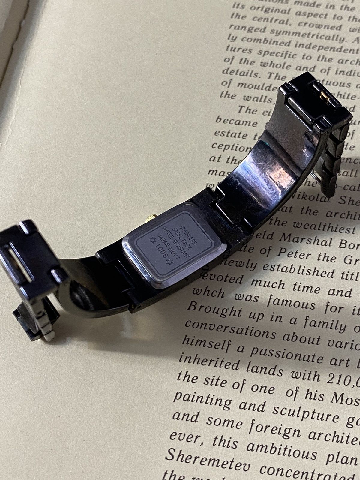 Japanese Brand Bangle Watch - Elegant Design! Size ONE SIZE - 7 Thumbnail