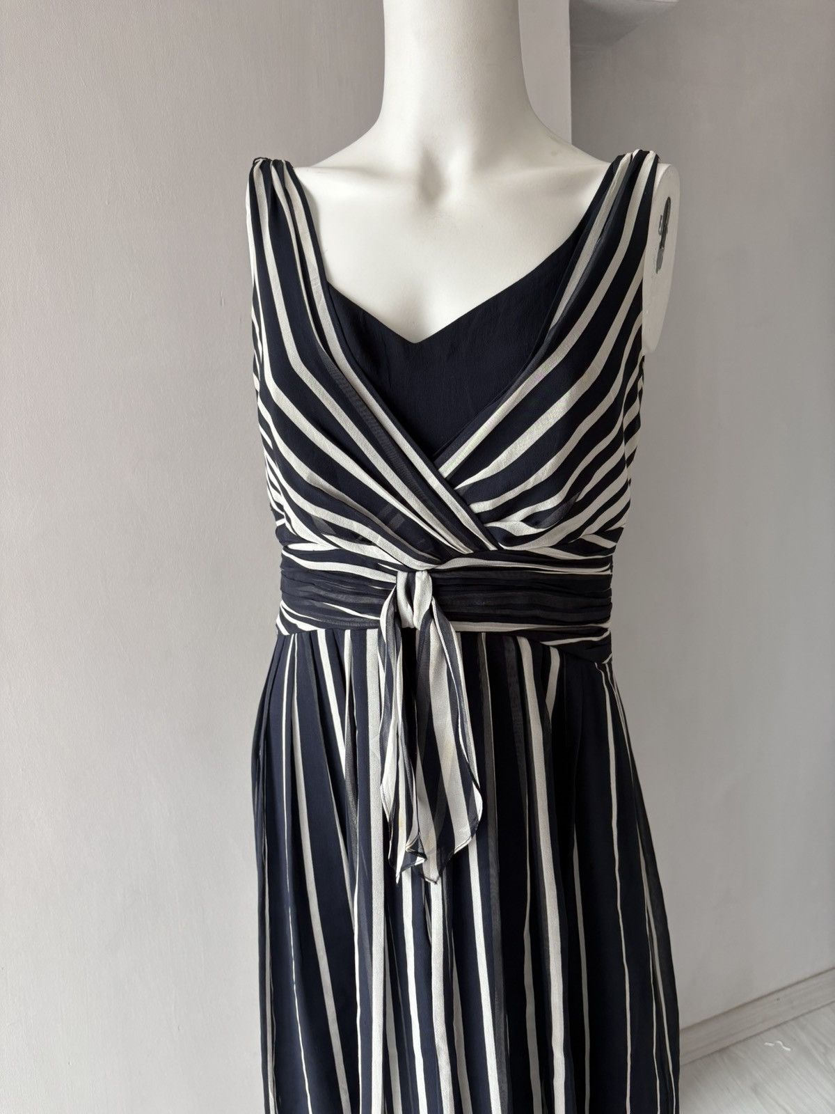 Ann Taylor Ann taylor silk dress Size L / US 10 / IT 46 - 4 Thumbnail
