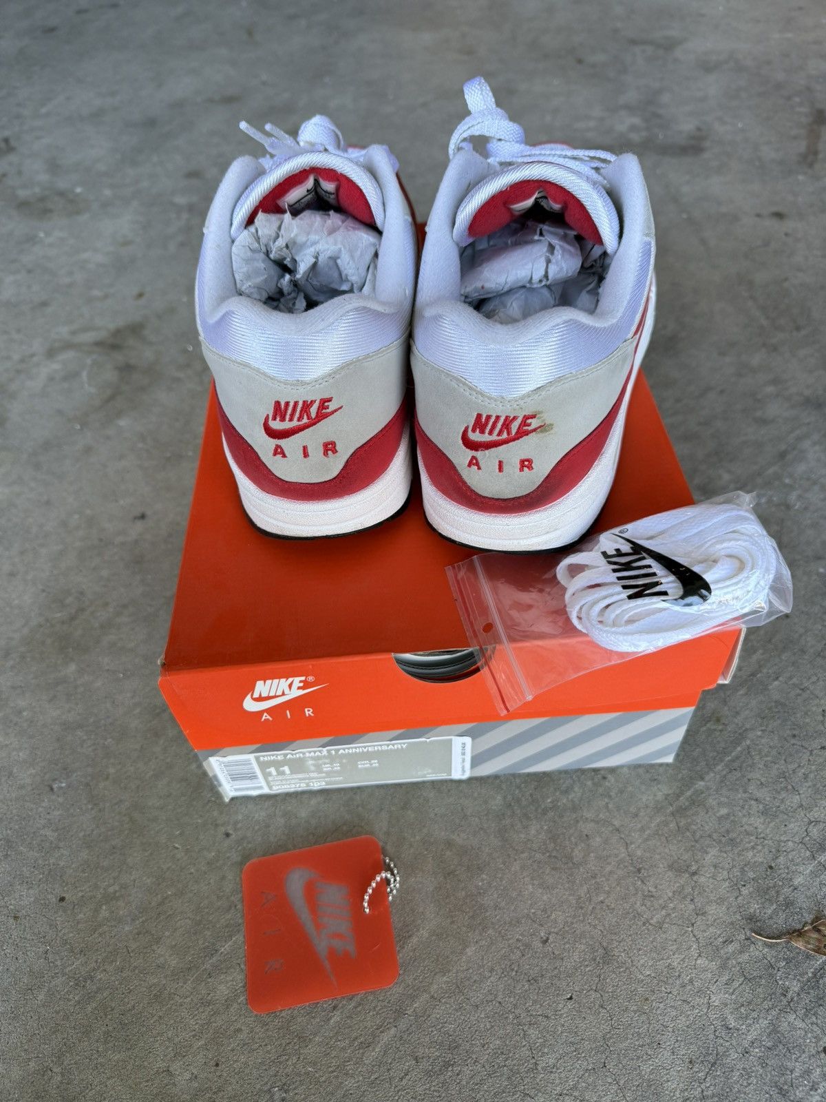 Nike Nike Air Max 1 Anniversary Varsity Red Size US 10.5 / EU 43-44 - 4 Thumbnail