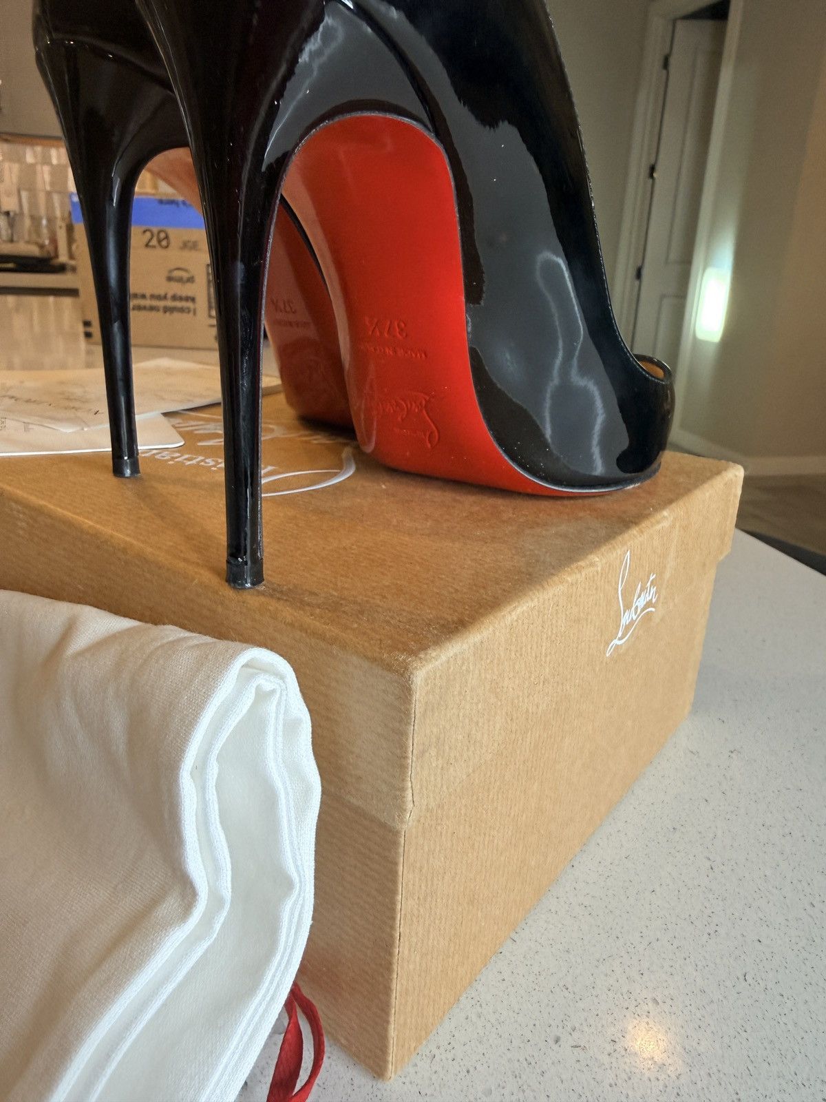 Christian Louboutin CL Pigalle patent leather 100mm size 37.5 louboutin Size US 7.5 / IT 37.5 - 2 Thumbnail