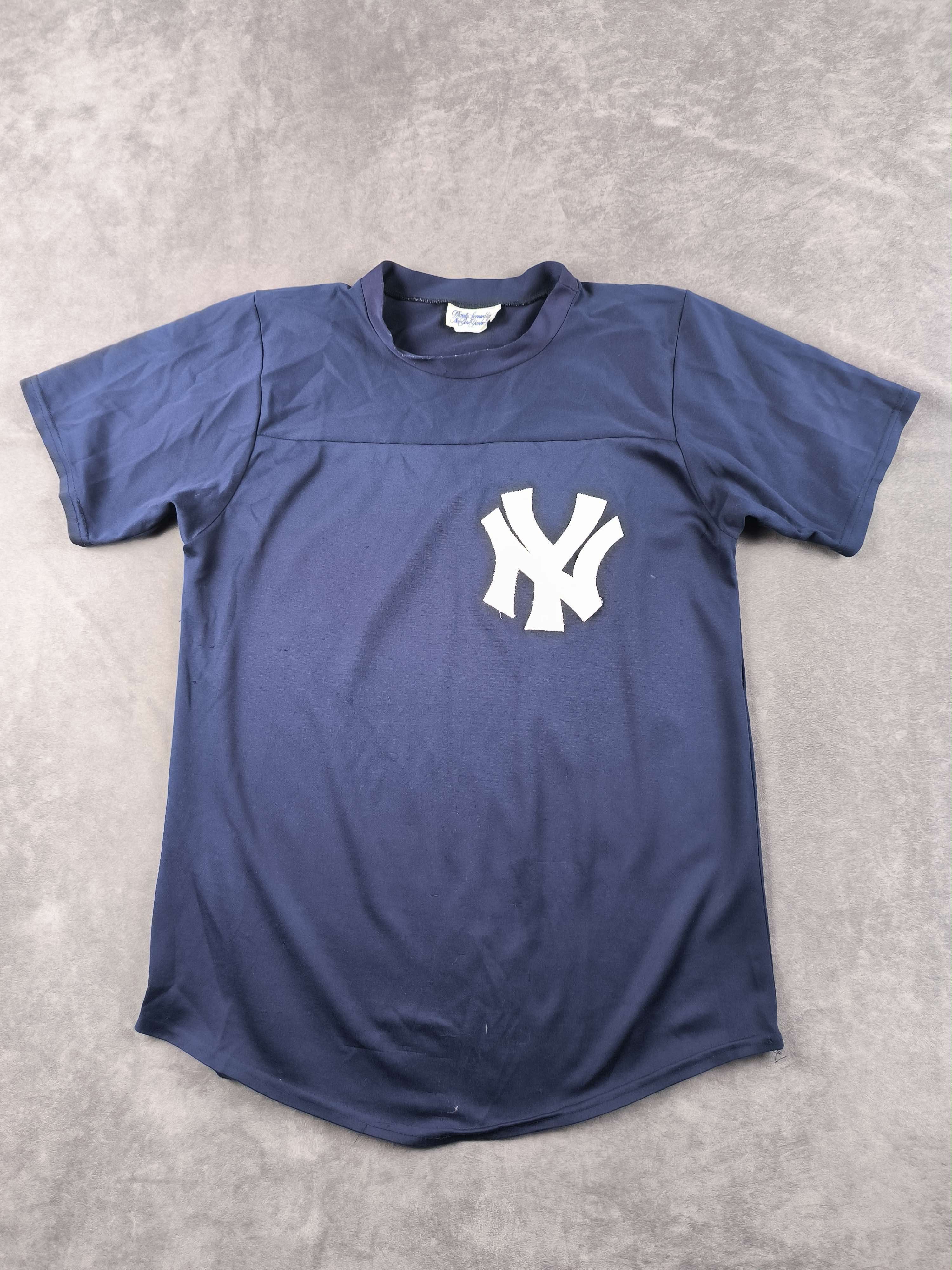 Other Vintage New York Yankees MLB shirt size M Size US M / EU 48-50 / 2 - 1 Thumbnail