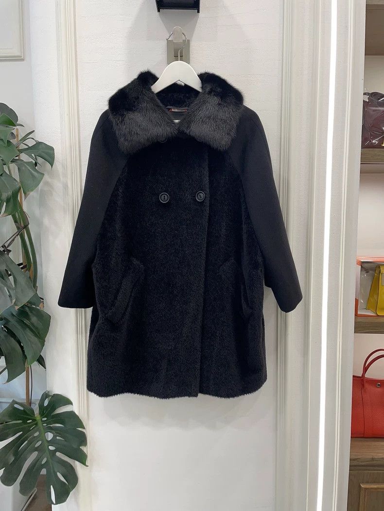 Max Mara Black wool coat with bat sleeves