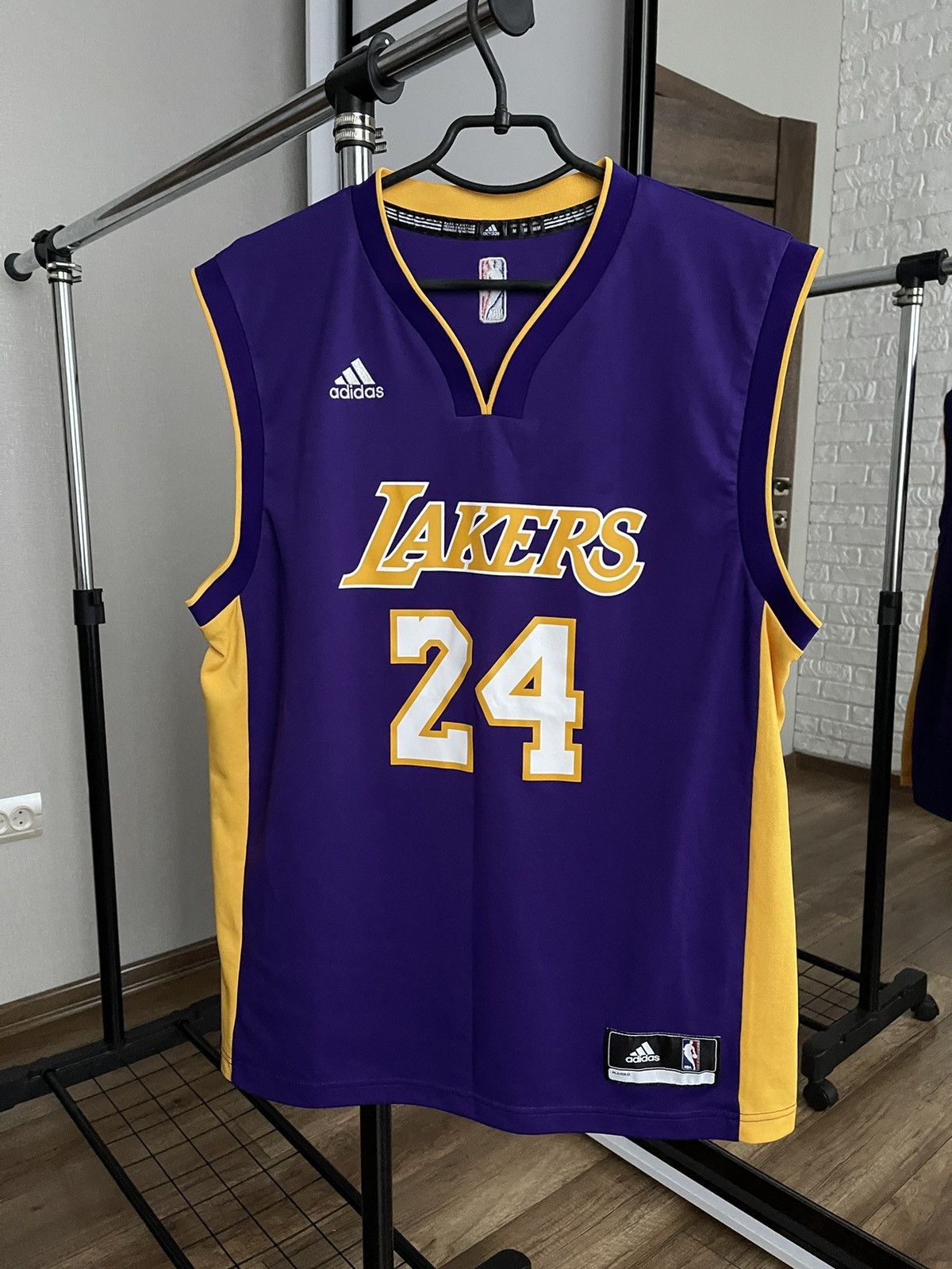 NBA Adidas Los Angeles Lakers LA Kobe Bryant Vintage NBA Jersey Size US M / EU 48-50 / 2 - 2 Thumbnail