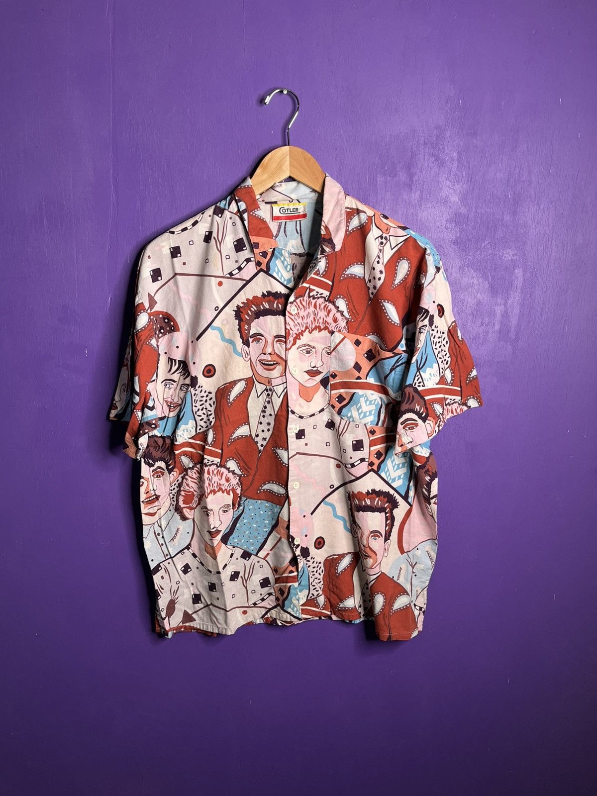Vintage 70s Cotler party people AOP button up