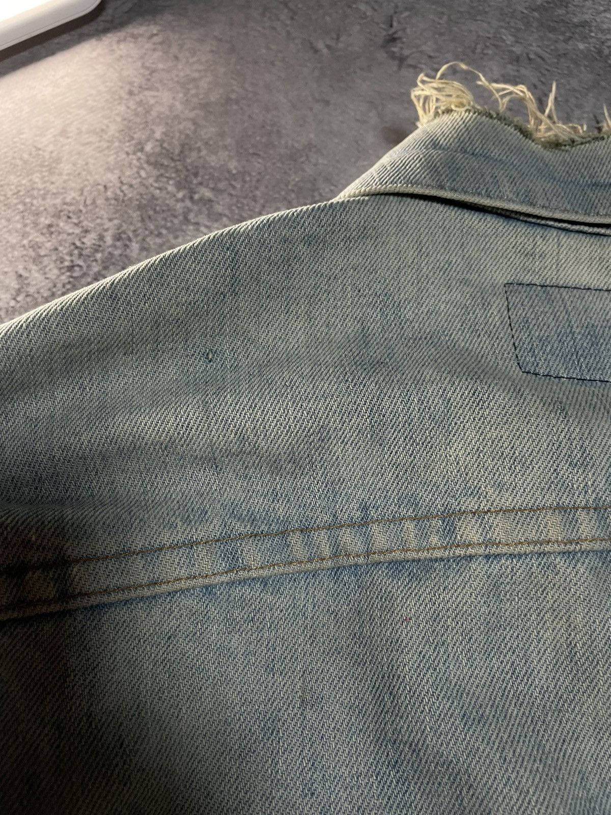 Levi's Vintage 80s Levi’s Light Wash Denim Trucker Jacket Size US M / EU 48-50 / 2 - 14 Thumbnail