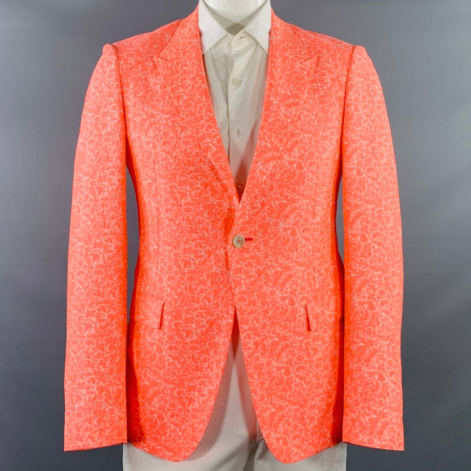 Pink White Textured Abstract Floral Cotton Blend Peak Lapel