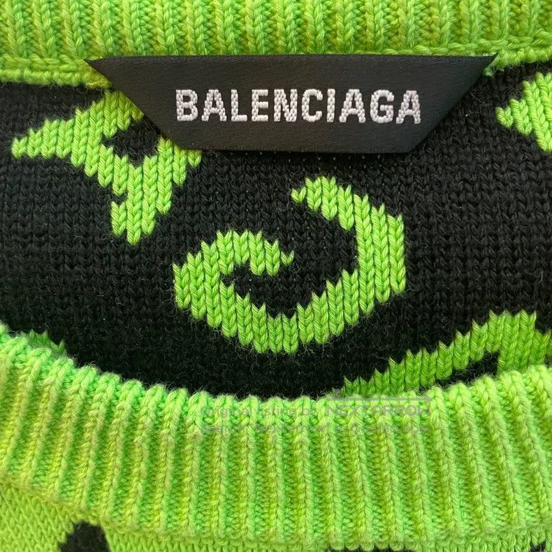 Balenciaga Balenciaga Ox Year Limited Green Logo Sweater, XS Size Size US XS / EU 42 / 0 - 3 Thumbnail