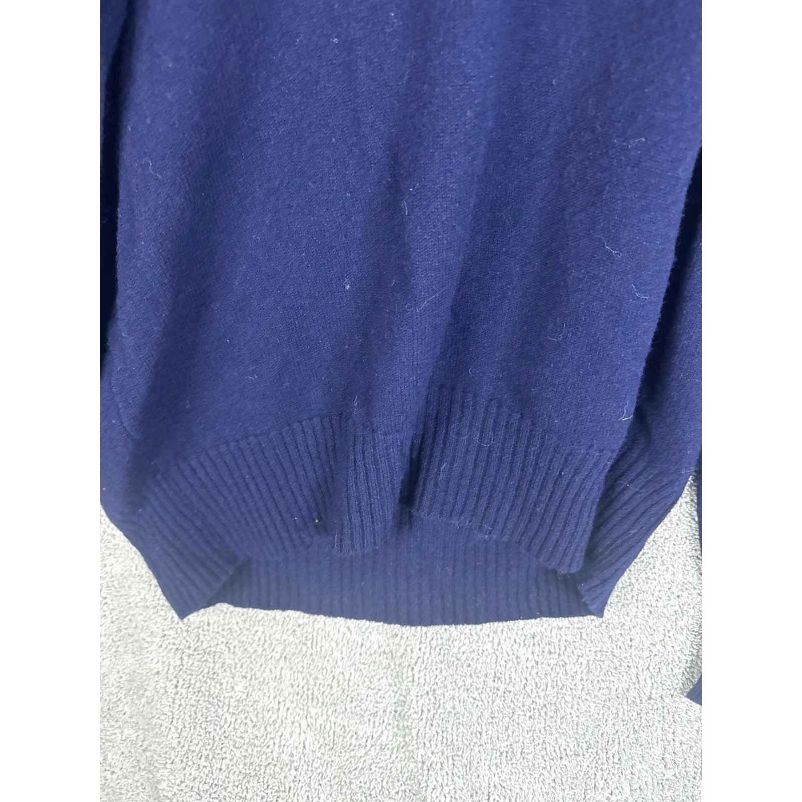 Vintage VINTAGE McGeorge Sweater Mens XL Navy Blue V Neck 100% Lambswool Made In Scotland Size US XL / EU 56 / 4 - 6 Thumbnail