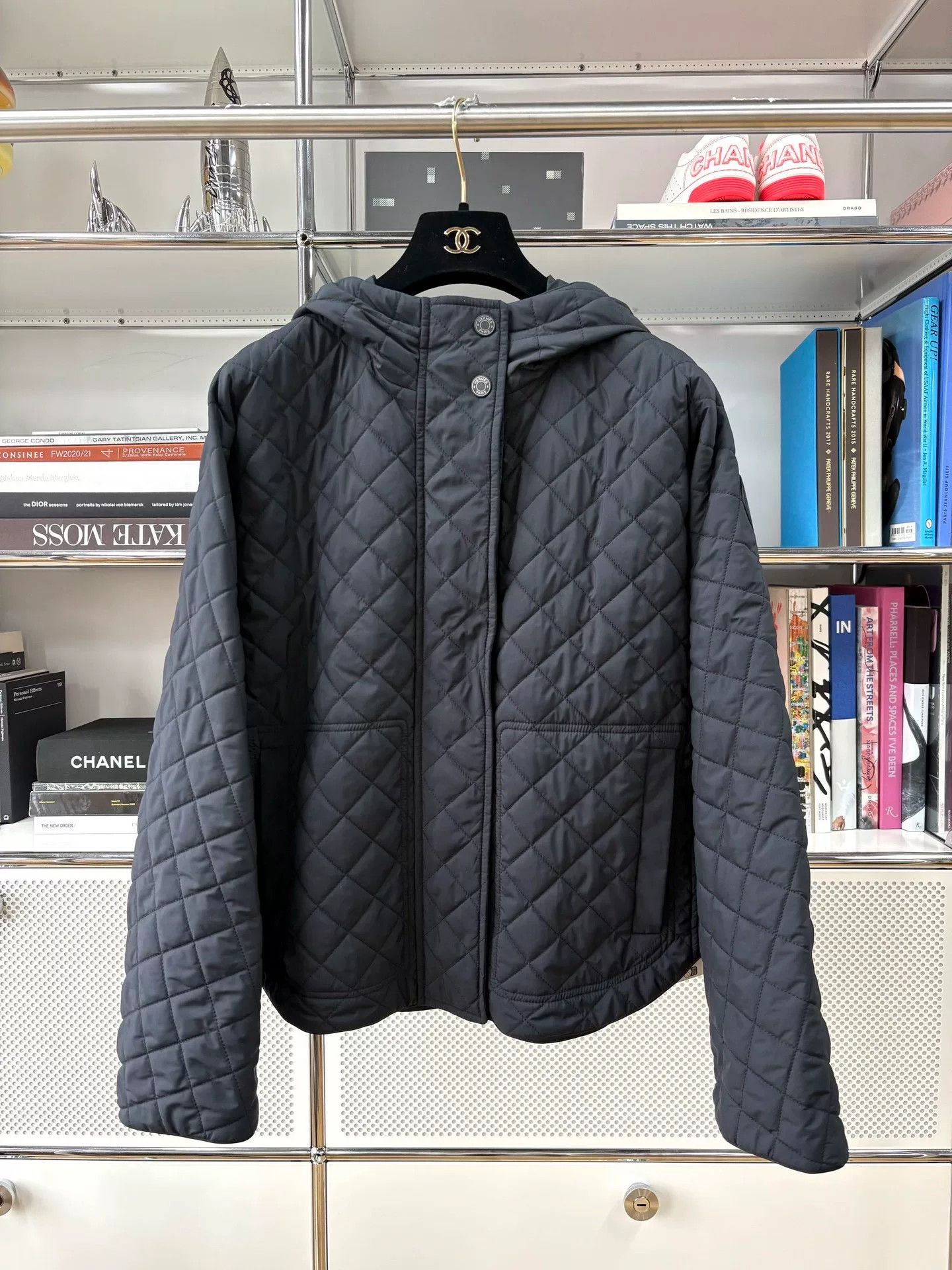 Hermes hermes black lightweight quilted hooded jacket Size US S / EU 44-46 / 1 - 1 Thumbnail