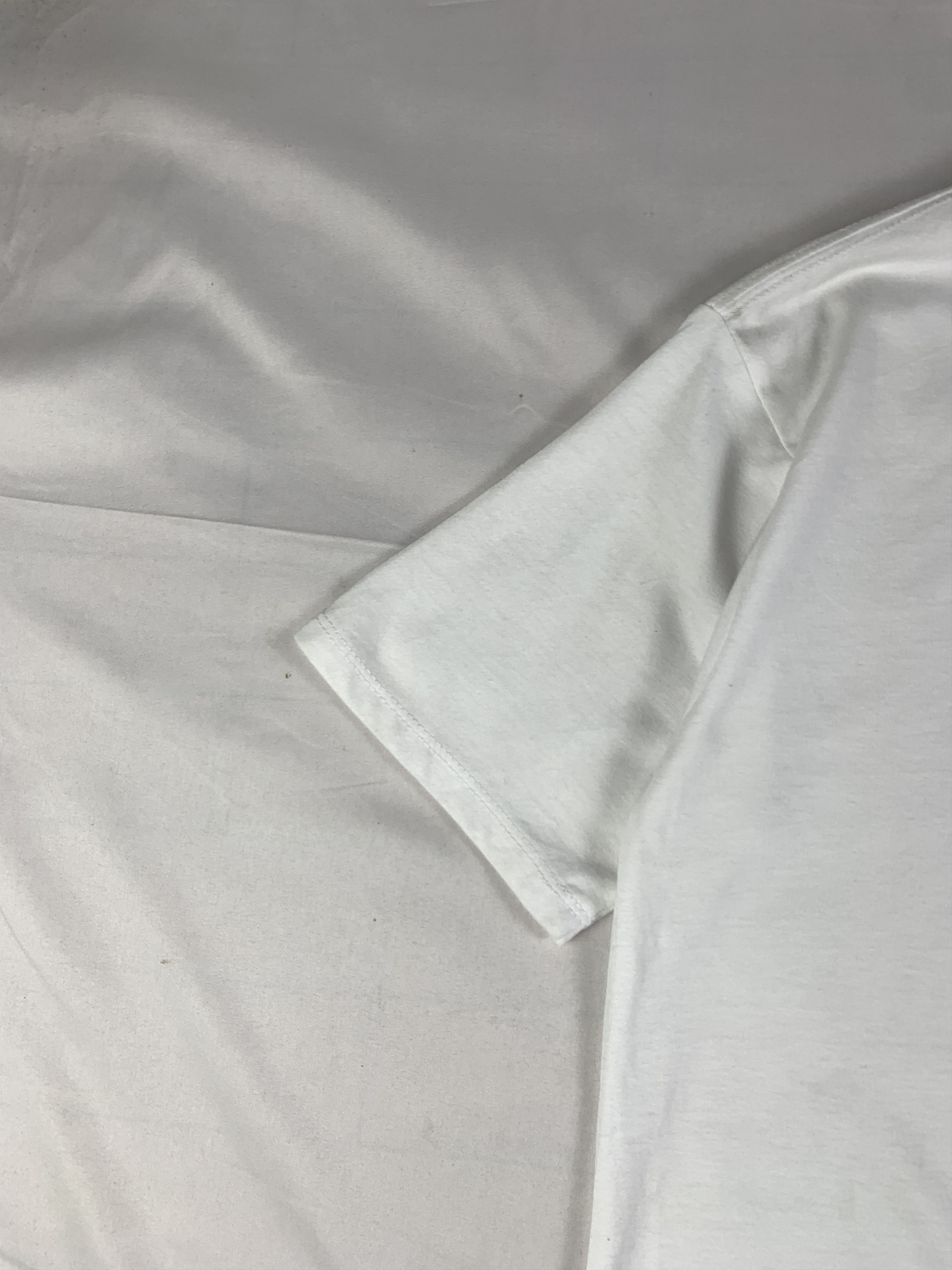 Japanese Brand Amuse White Family Parody Art Tee (M) Size US M / EU 48-50 / 2 - 3 Thumbnail