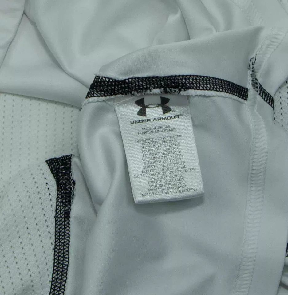 Under Armour UNDER ARMOUR ACTIVEWEAR TOP WITH POCKET SIZE L Size US L / EU 52-54 / 3 - 5 Thumbnail