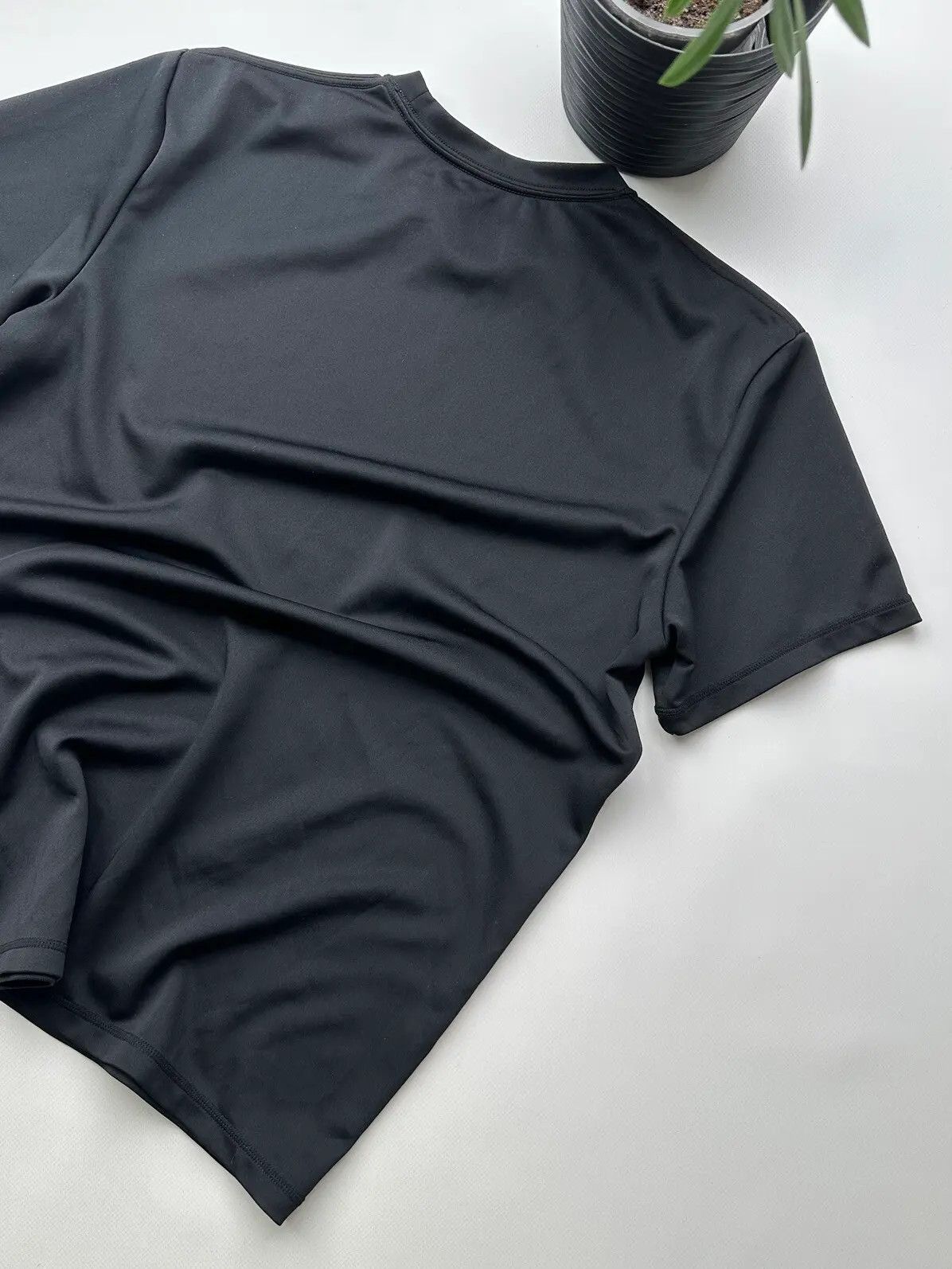 Alexander Wang Alexander Wang & H&M T-Shirt (455) Size US S / EU 44-46 / 1 - 8 Thumbnail