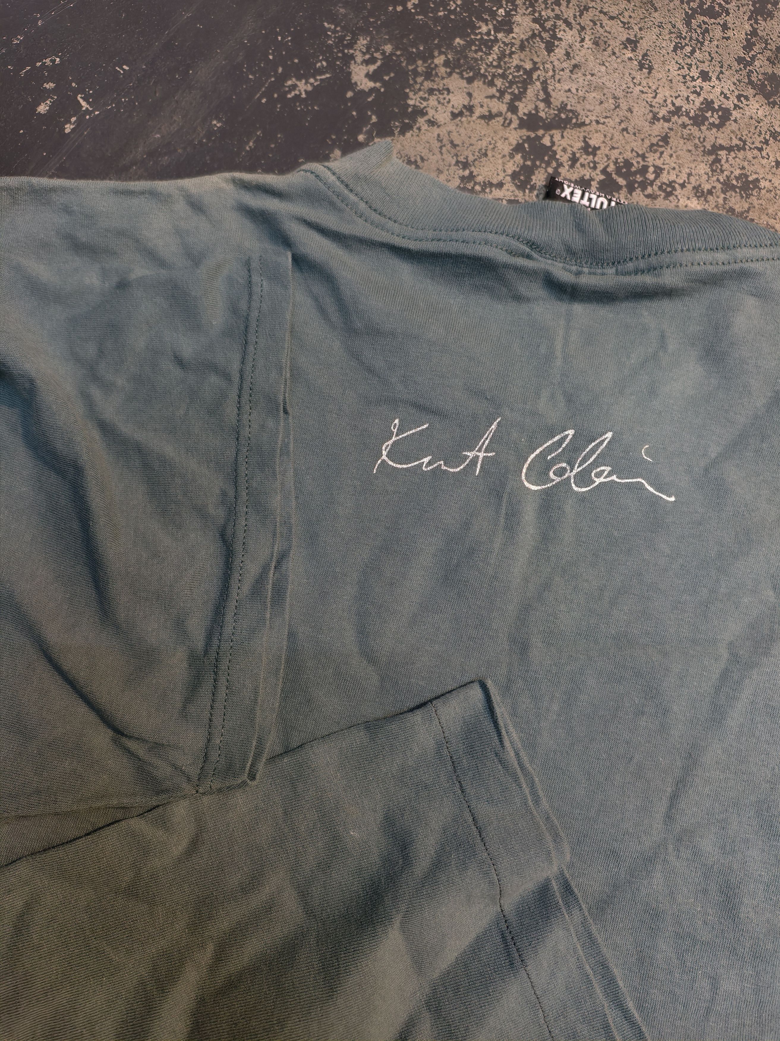 Giant 1997 kurt cobain the end of music Size US XL / EU 56 / 4 - 8 Thumbnail