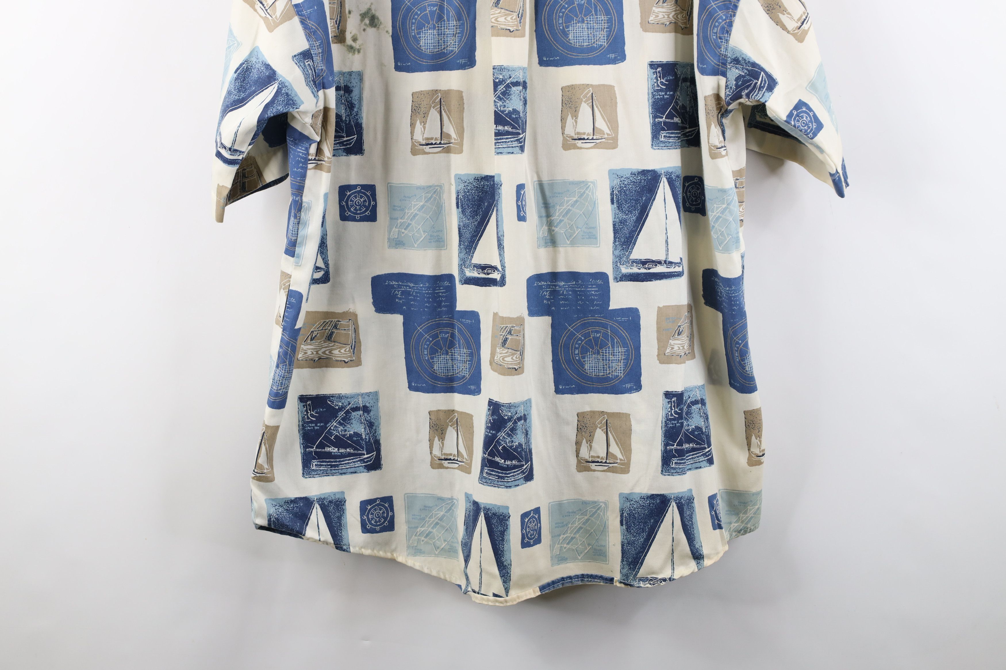 Vintage Vintage 90s Streetwear Print Short Sleeve Button Down Shirt Size US XL / EU 56 / 4 - 15 Thumbnail