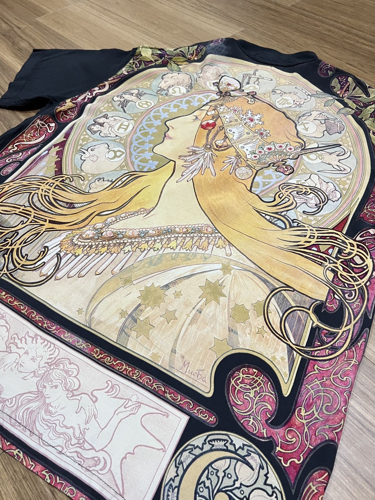 Other alphonse mucha graphic design rayon Size US M / EU 48-50 / 2 - 8 Thumbnail