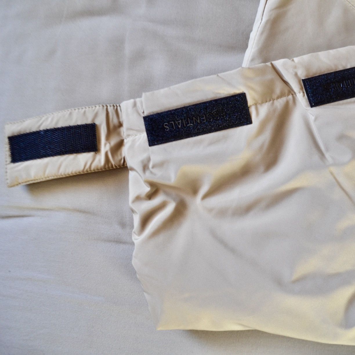 Fear of God NEW $150 XS Fear of God Essentials Polyester Storm Pant Oak Size US 26 / EU 42 - 7 Thumbnail