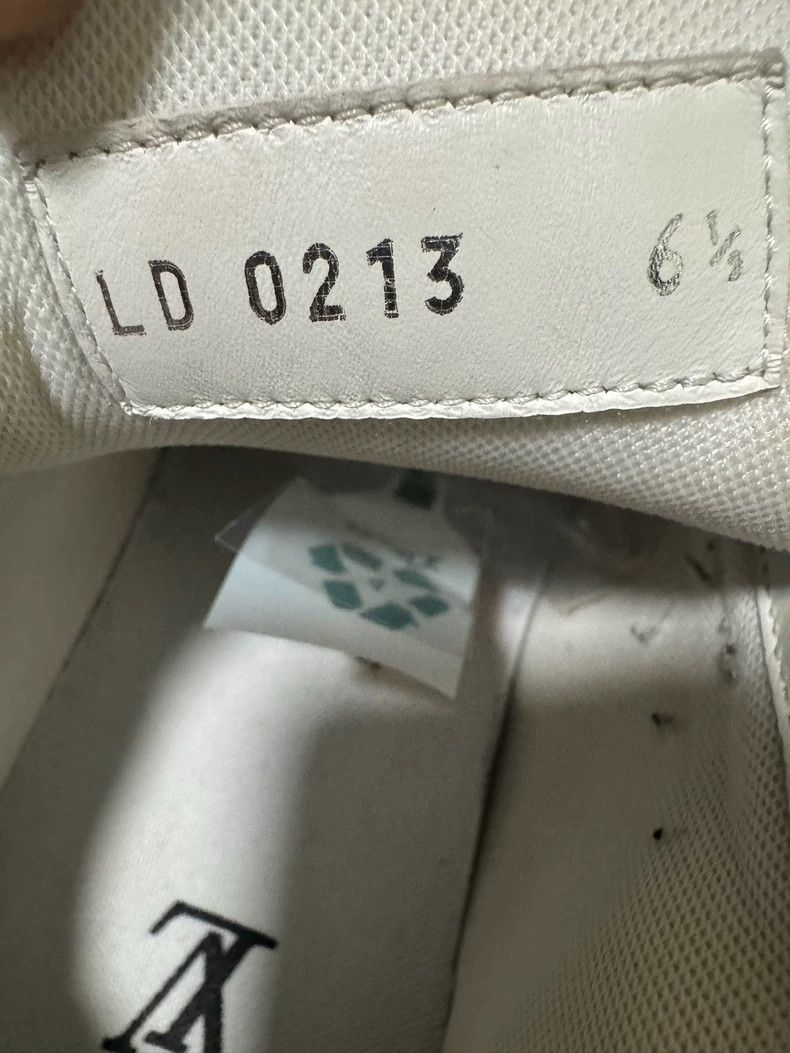 Louis Vuitton Louis Vuitton Trainer S neaker leather-rubber logoed low-c Size US 7.5 / EU 40-41 - 6 Thumbnail