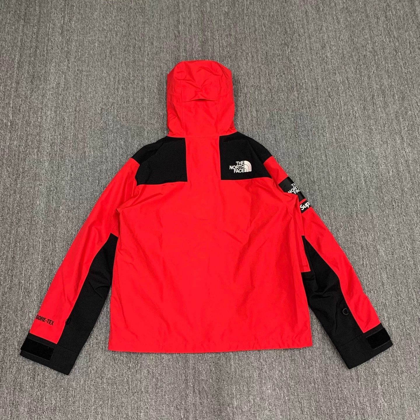 Supreme Supreme x TNF Red Jacket M 95 New Size US M / EU 48-50 / 2 - 2 Thumbnail