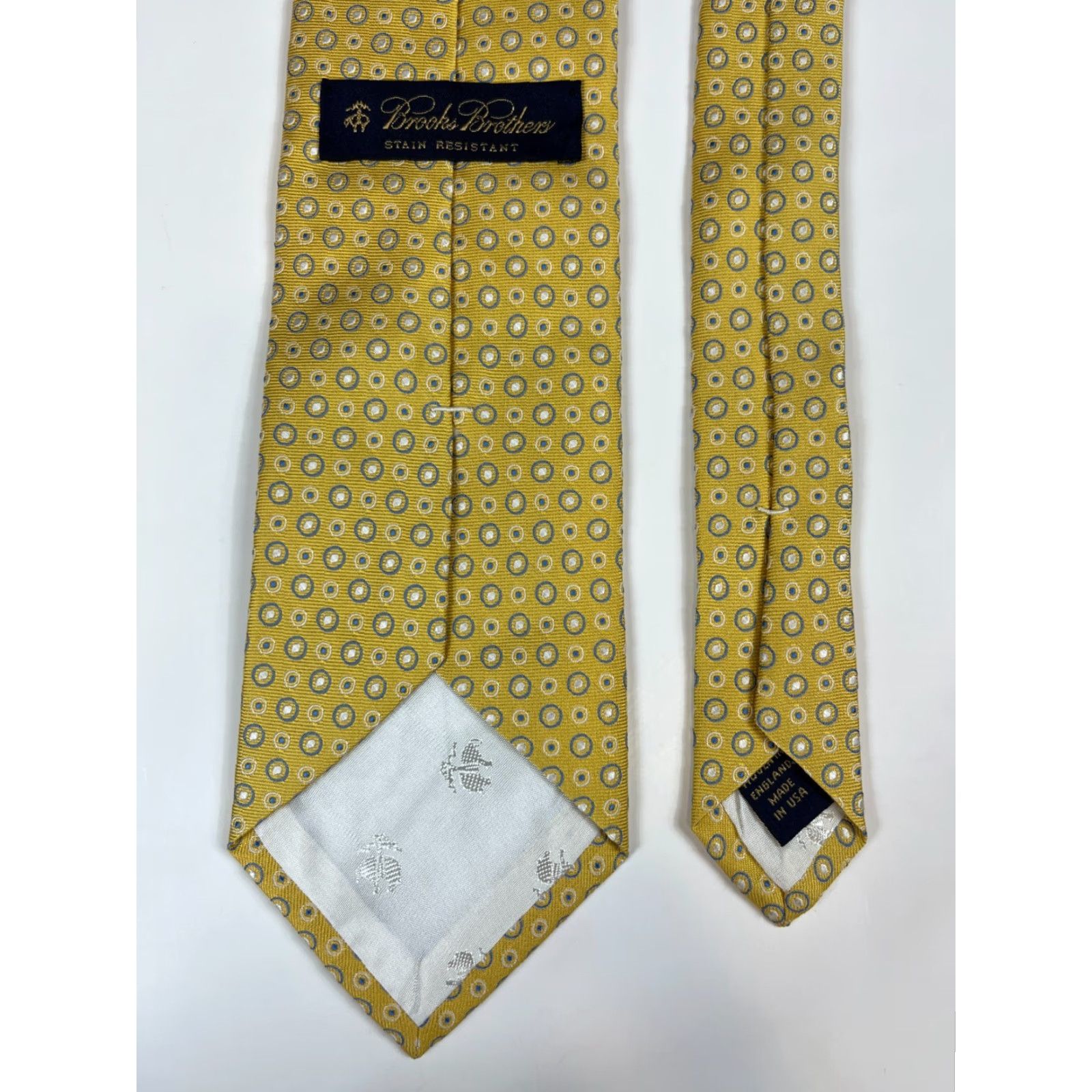 Brooks Brothers Brooks Brothers Silk Tie Polka Dot Stain Resistant Woven in England Made in USA Men's Classic Tie Yellow 100% Silk Size ONE SIZE - 7 Thumbnail