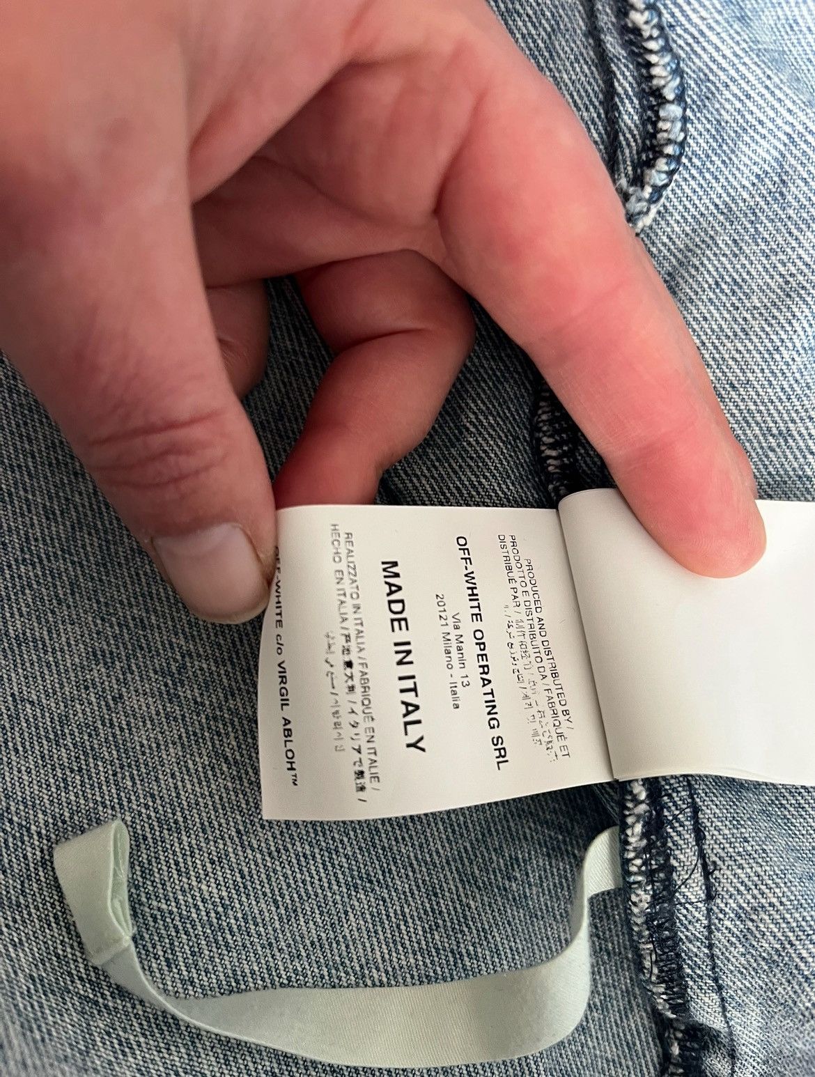Off-White Off-White Spray Jacket–OMYD015E19386037–Excellent Condition Size US M / EU 48-50 / 2 - 9 Thumbnail