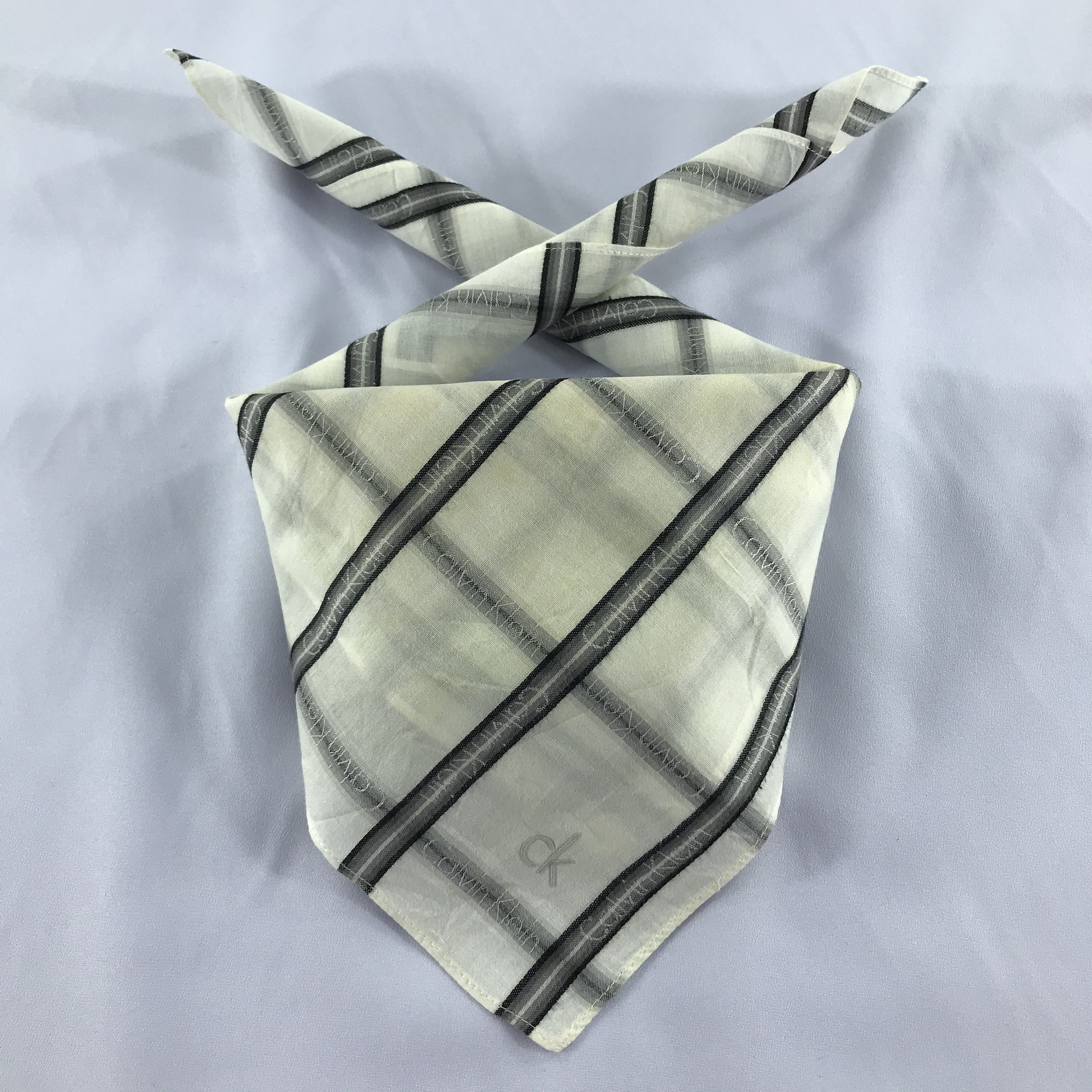Calvin Klein × Vintage Calvin Klein Handkerchief / Neckerchief / Bandana Size ONE SIZE - 1 Thumbnail