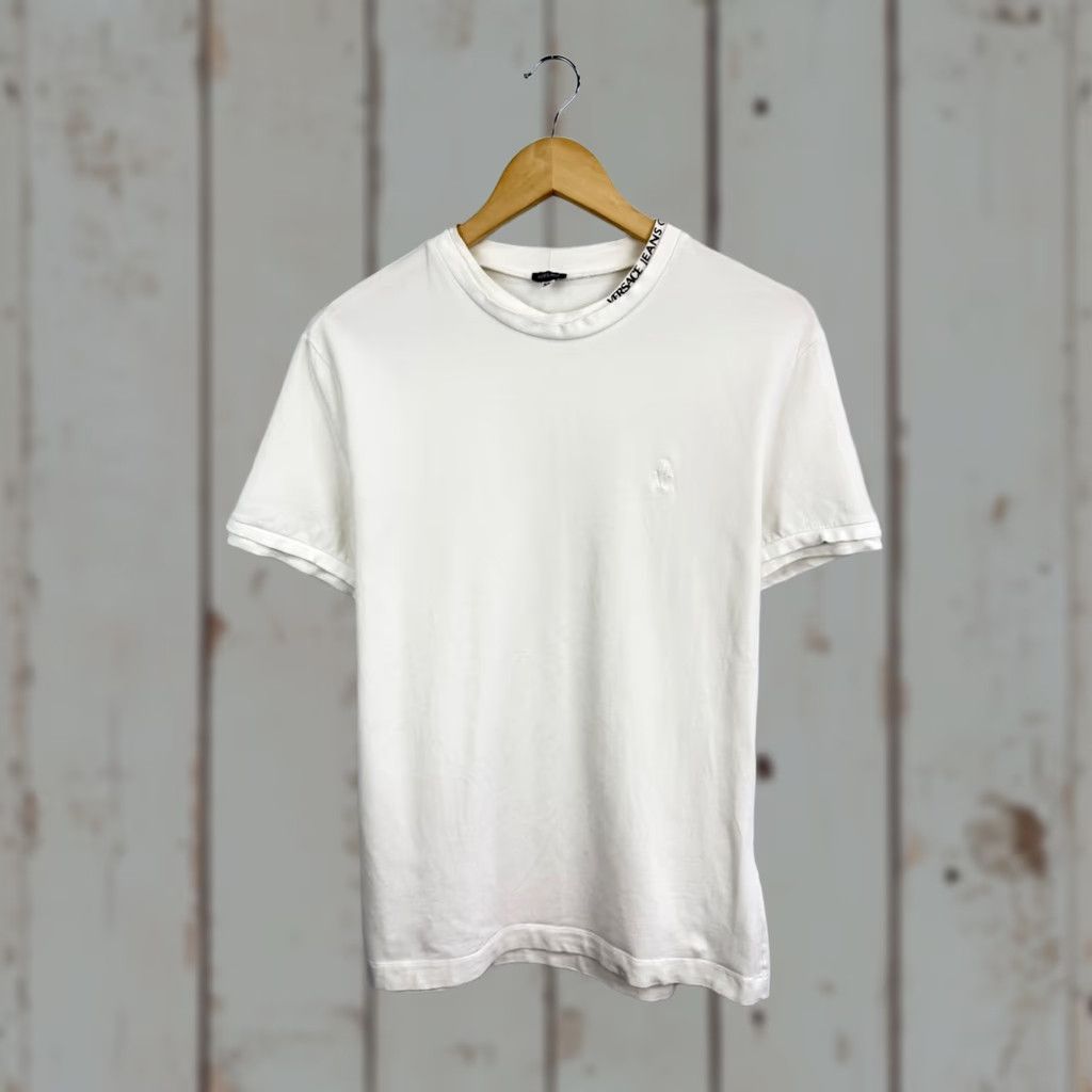 Versace VINTAGE Versace T-Shirt Men L White 90s Y2K Rare Cotton Crew Neck Short Sleeve Shirt Size US L / EU 52-54 / 3 - 1 Thumbnail