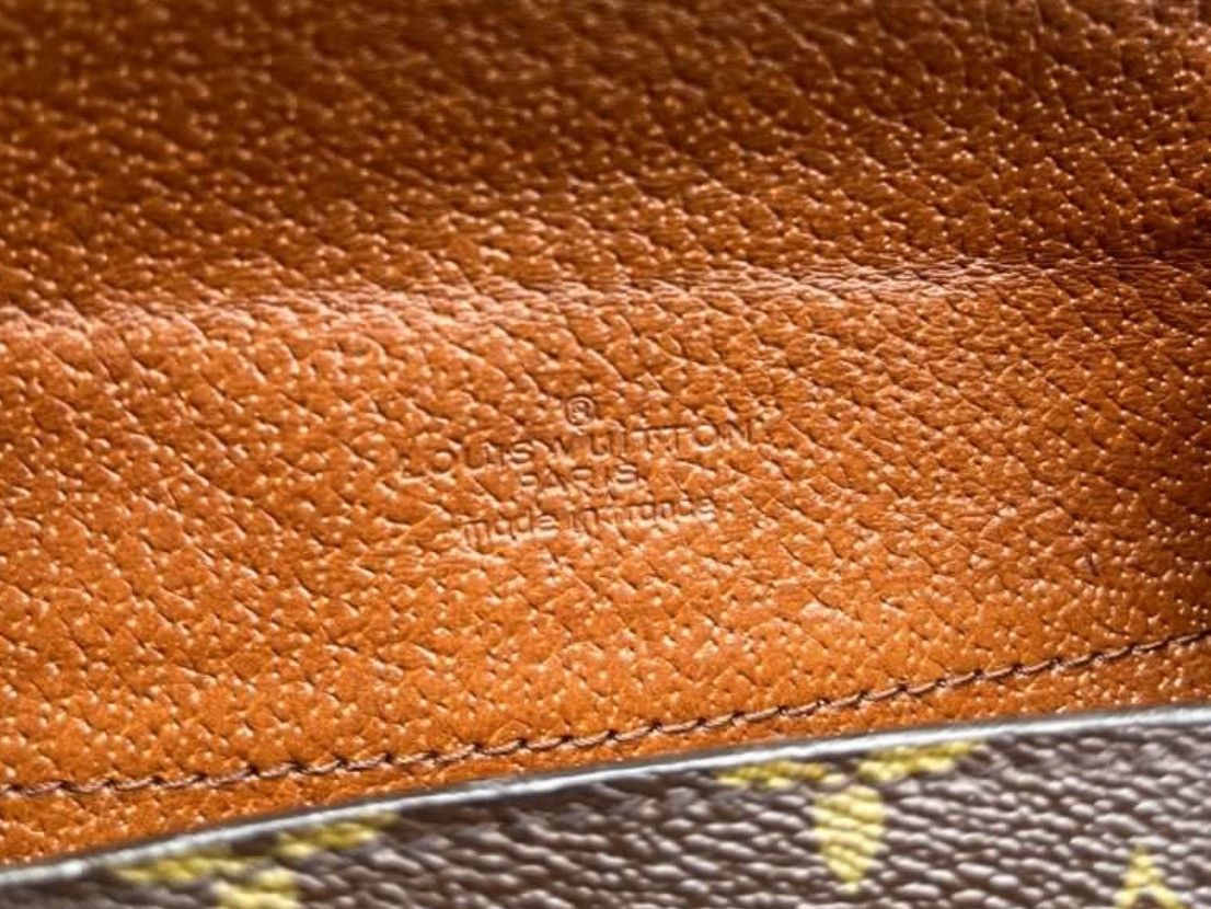 Louis Vuitton Authentic Louis Vuitton Saint Cloud Brown Shoulder Bag Size ONE SIZE - 18 Thumbnail