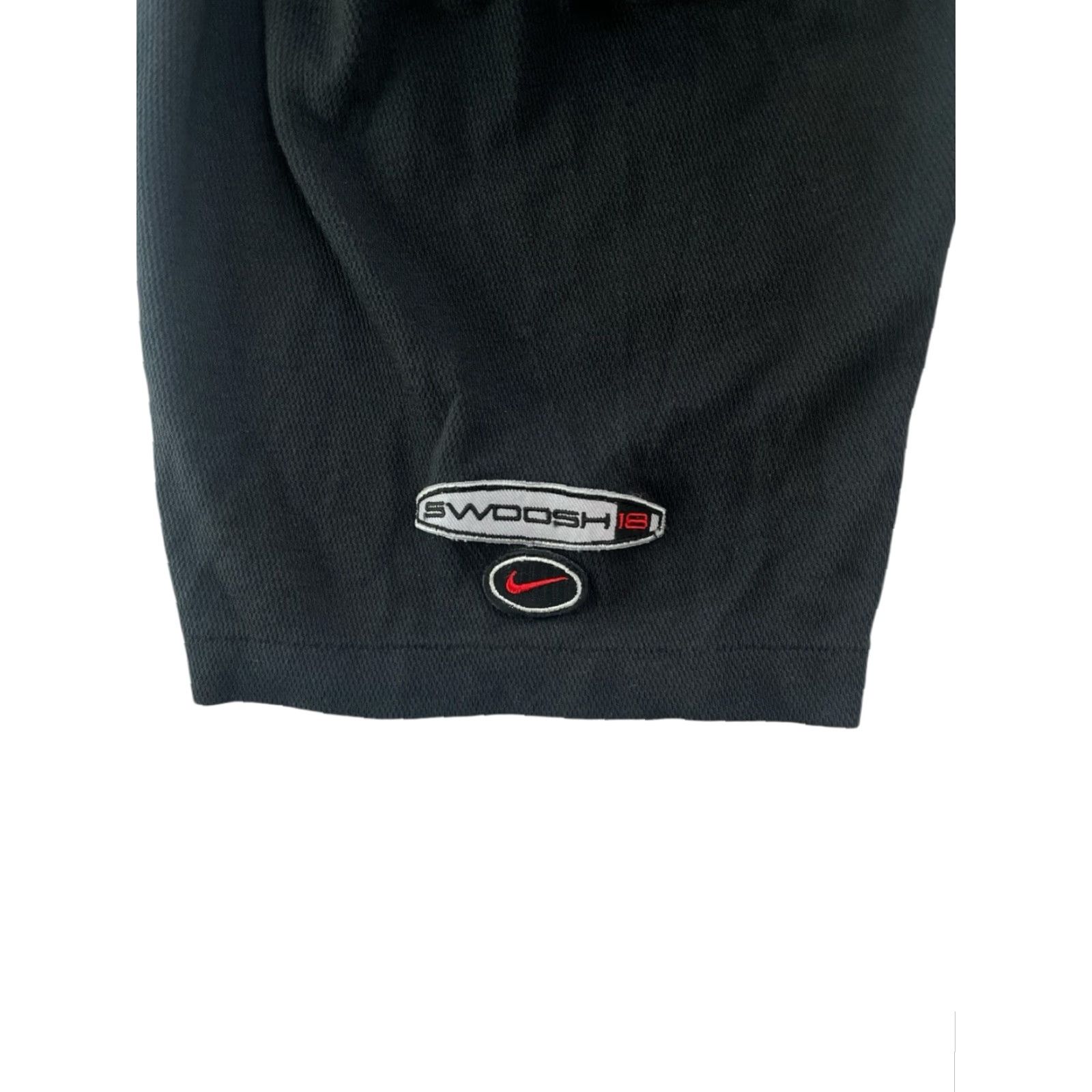 Nike VINTAGE Nike Golf Polo Shirt Mens L 90s GUC swoosh 18 BRED tiger woods Black Polo Mens L 90s Golf Nike Golf 90s Mens Han? Size US L / EU 52-54 / 3 - 7 Thumbnail