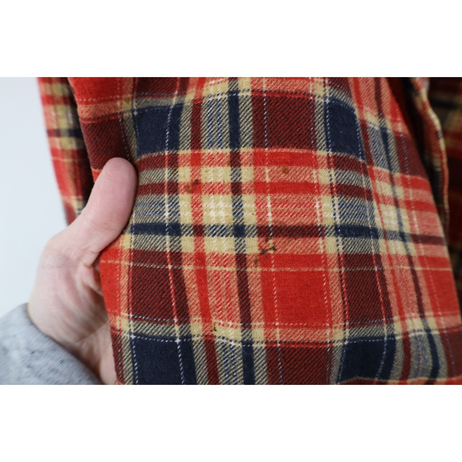 Vintage Vintage 70s Streetwear Distressed Flannel Belted Bath Robe Size US L / EU 52-54 / 3 - 6 Thumbnail