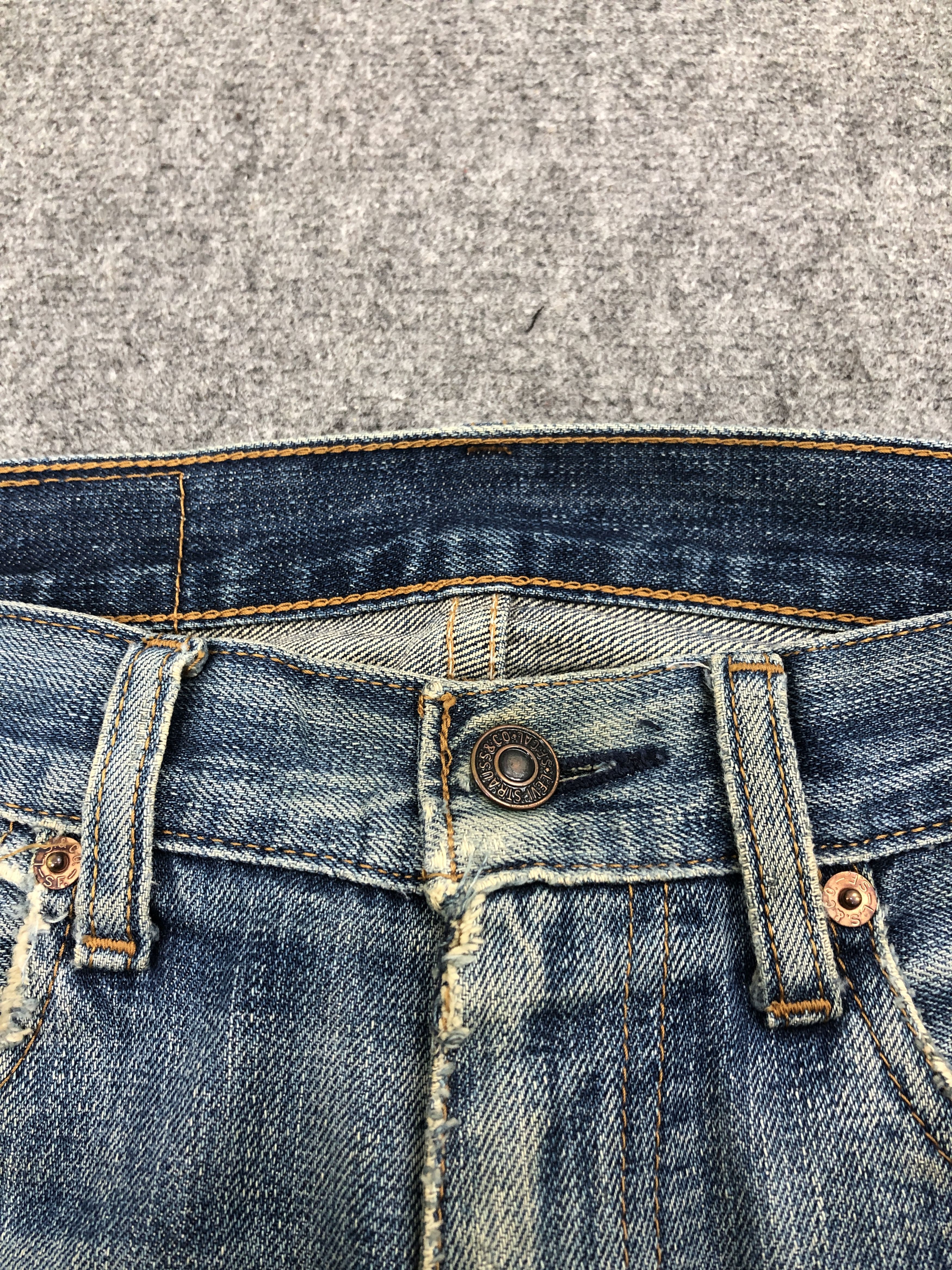 Levi's × Vintage Vintage 90s Levis 505 Faded Blue Jeans Size US 30 / EU 46 - 14 Thumbnail