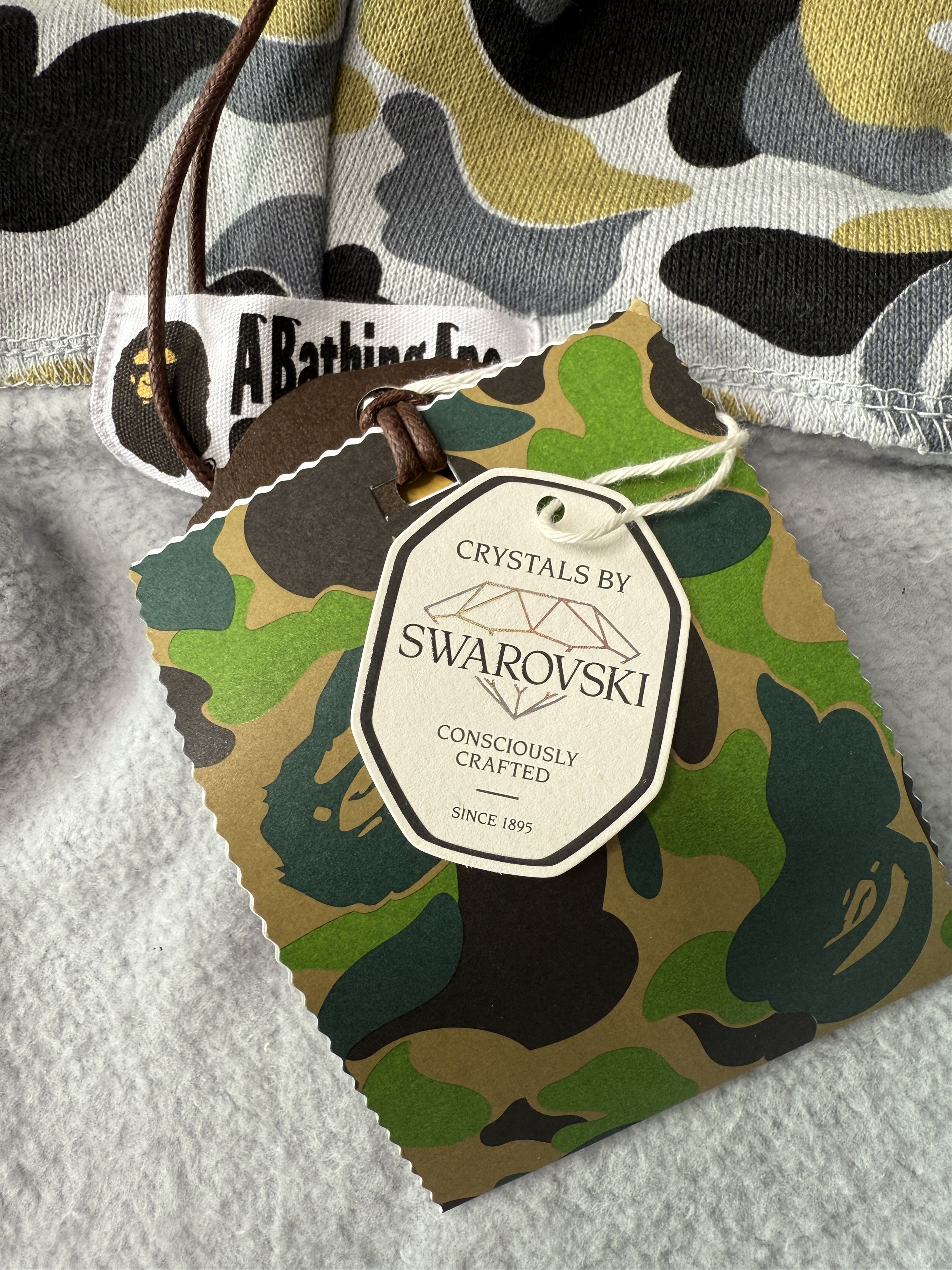 Bape BAPE STORE GINZA OPENING CRYSTAL STONE SHARK FULL ZIP HOODIE Size US M / EU 48-50 / 2 - 14 Thumbnail