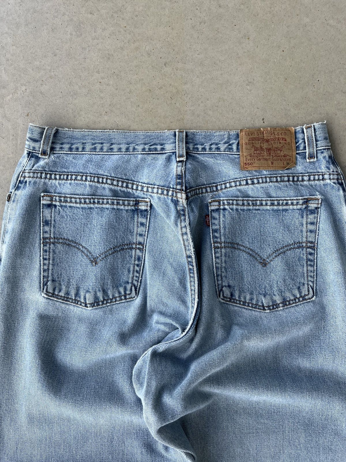 Levi's × Vintage Vintage 90’s Levi’s 550 Denim Blue Jeans Size US 34 / EU 50 - 3 Thumbnail