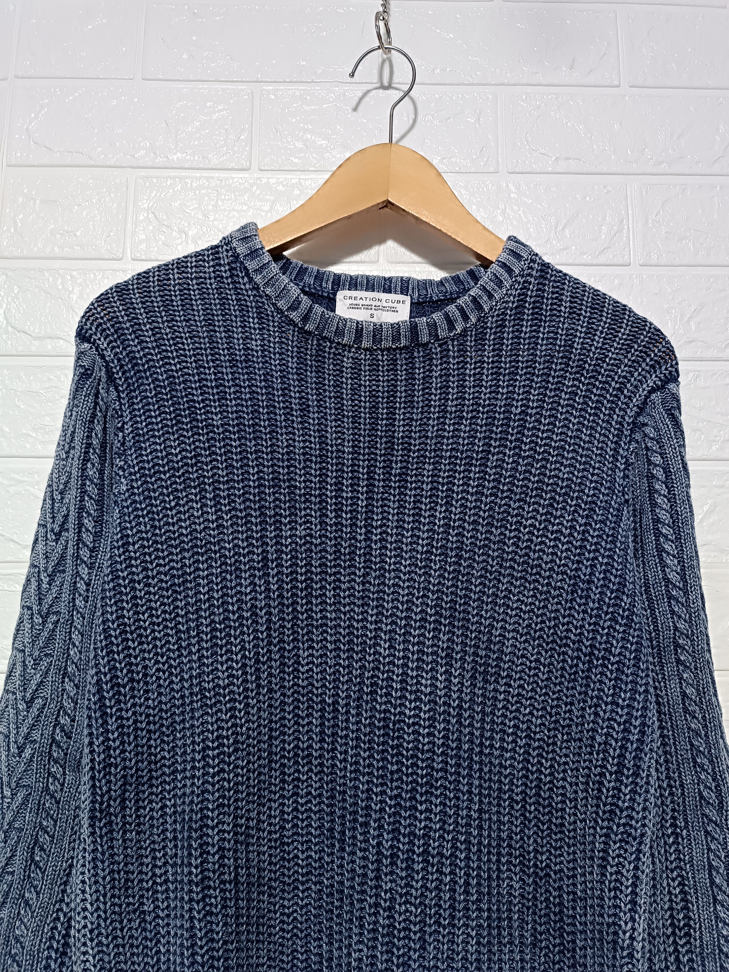 Japanese Brand Indigo Sulfur Dyed Cable Knit Sweater Size US M / EU 48-50 / 2 - 3 Thumbnail