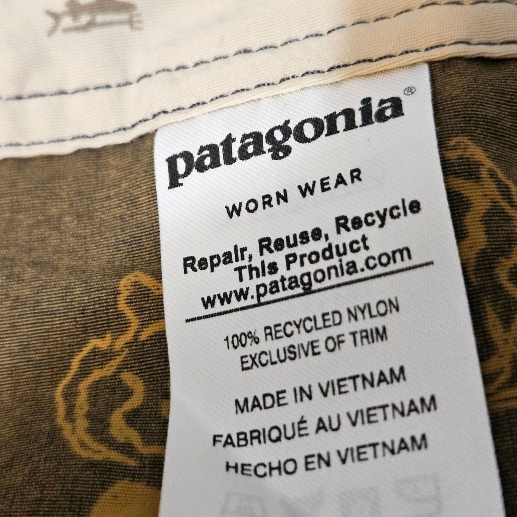 Patagonia Patagonia Boardshorts Mens 34 Wavefarer Bottom Regular 19" Black Yellow Solid Mens Size US 34 / EU 50 - 5 Thumbnail