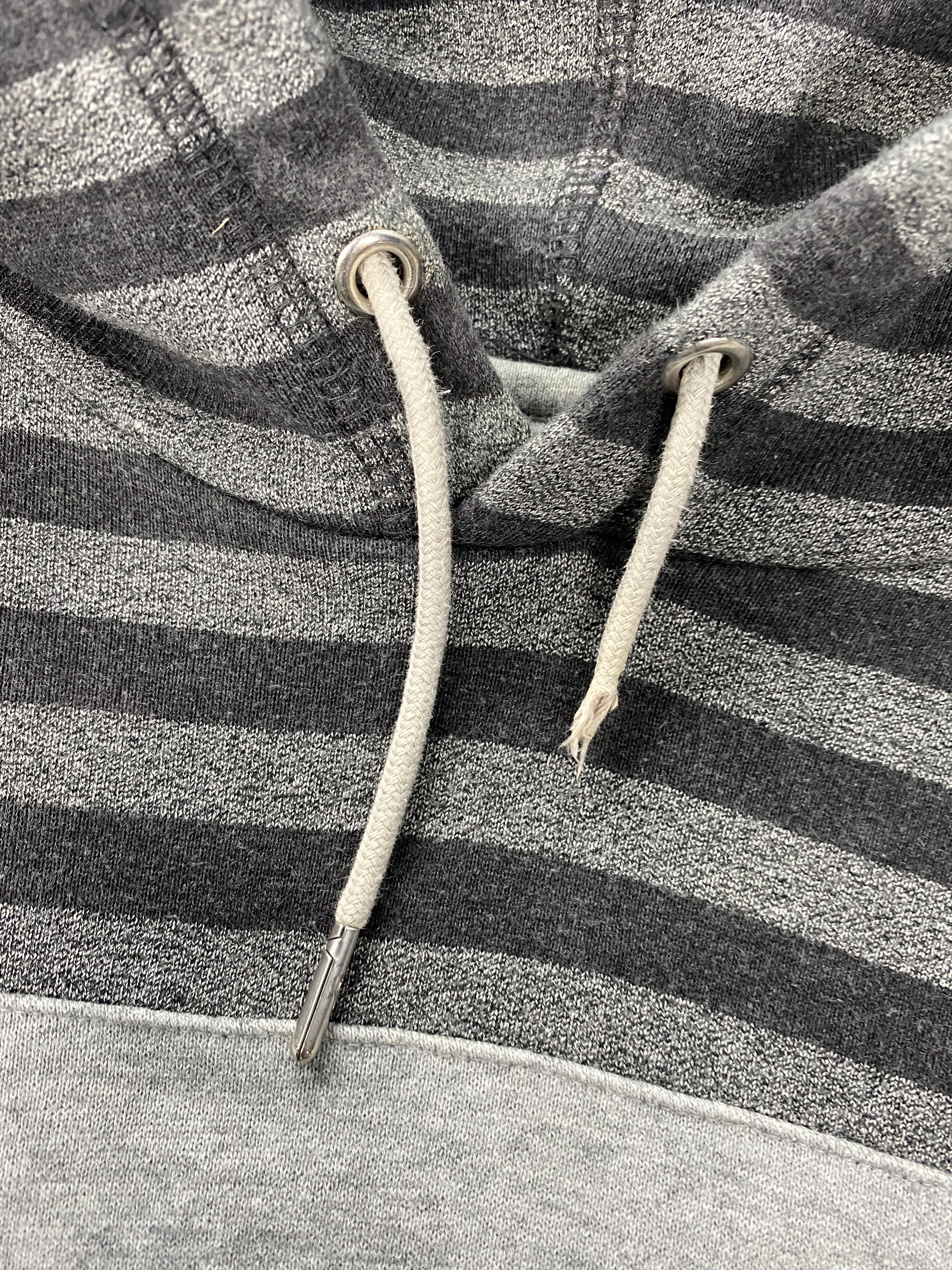 Nike Nike vintage mini swoosh hoodie y2k Size US L / EU 52-54 / 3 - 3 Thumbnail