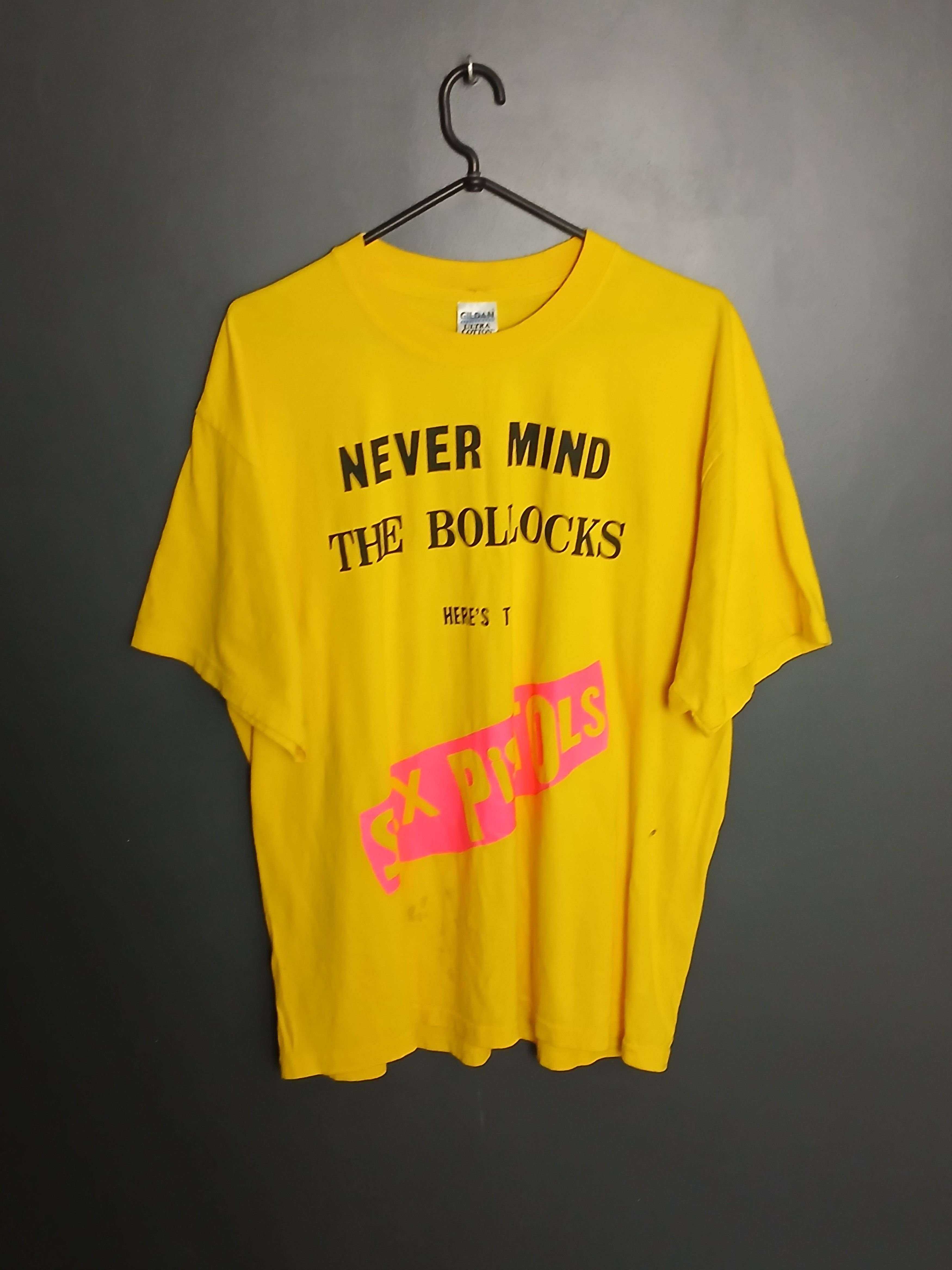 Band Tees Sex Pistols Never Mind The Bollocks T-Shirt Size US XL / EU 56 / 4 - 1 Thumbnail