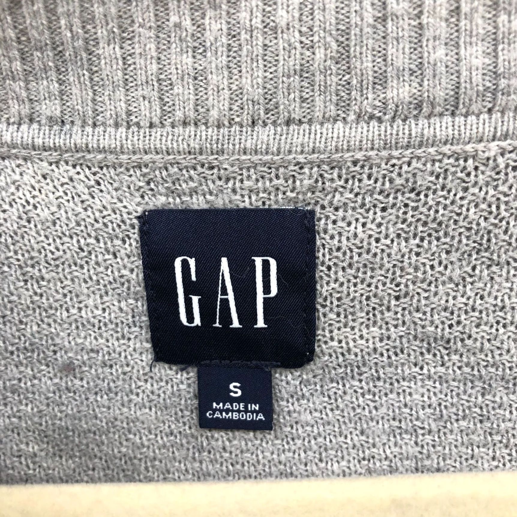 Gap VINTAGE? No. Gap Merino Wool Blend Sweater Womens S Gray V-Neck Tunic Relaxed Textured Size S / US 4 / IT 40 - 5 Thumbnail